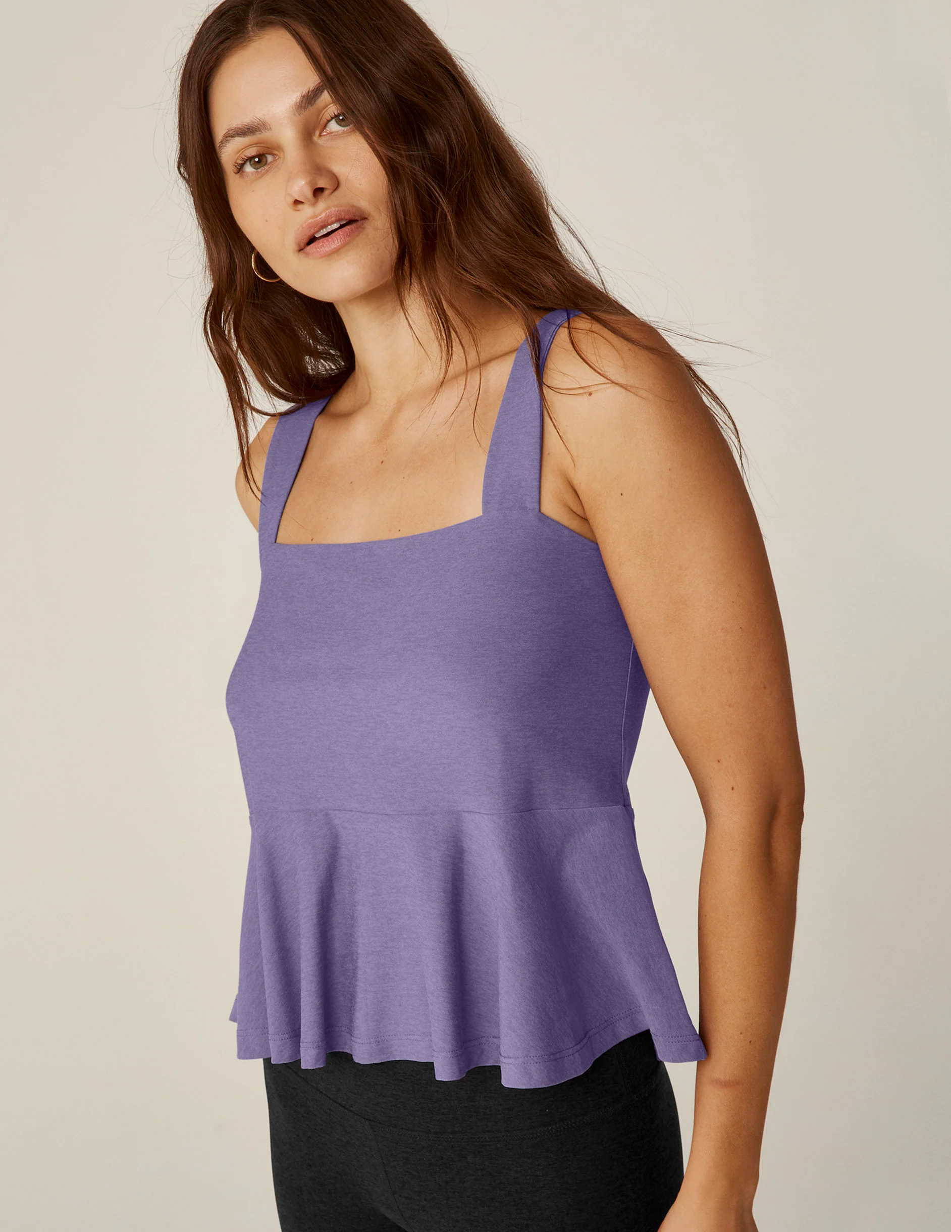 Featherweight Flounce Tank - Onhollan