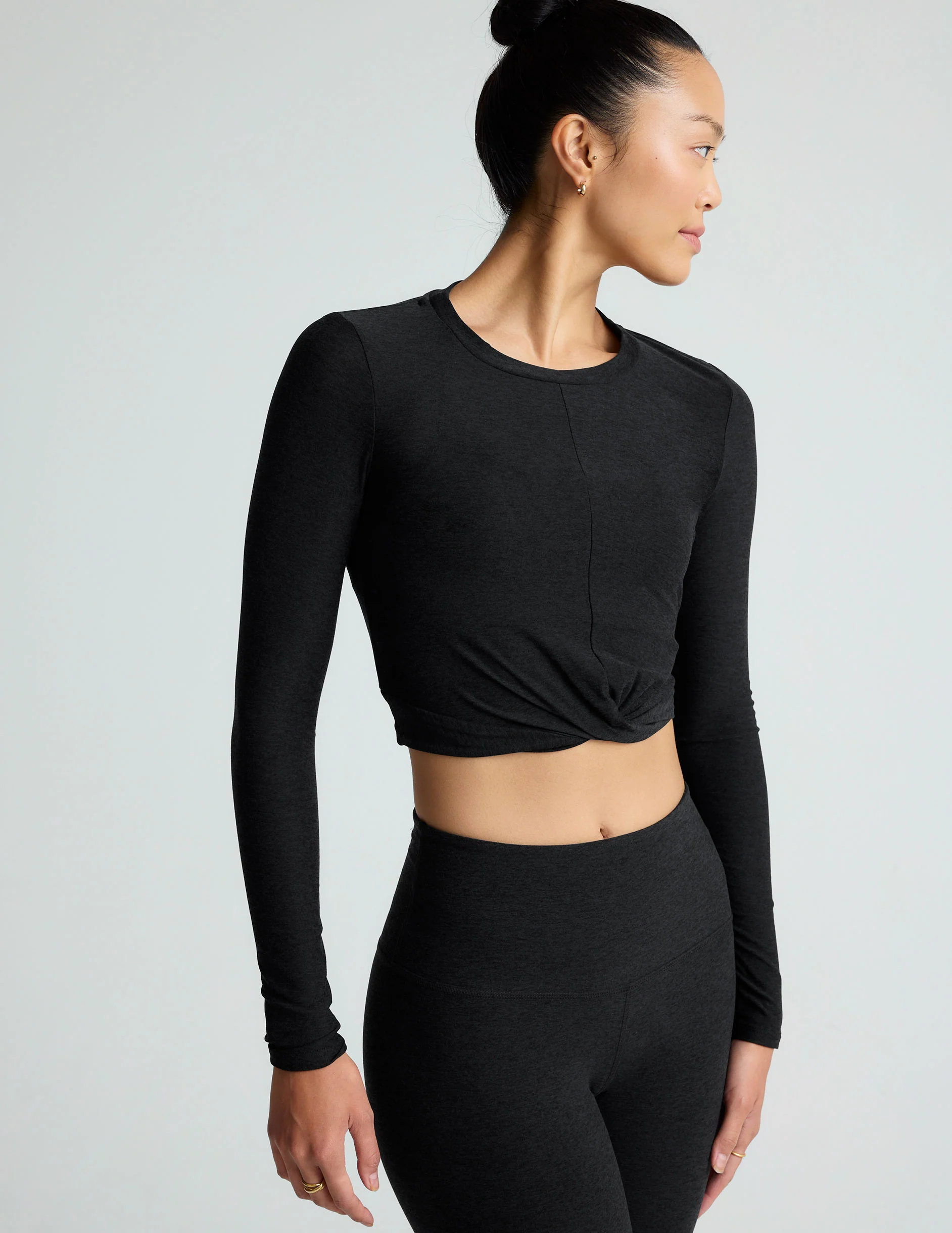 Featherweight Center Stage Cropped Long Sleeve Pullover - Onhollan
