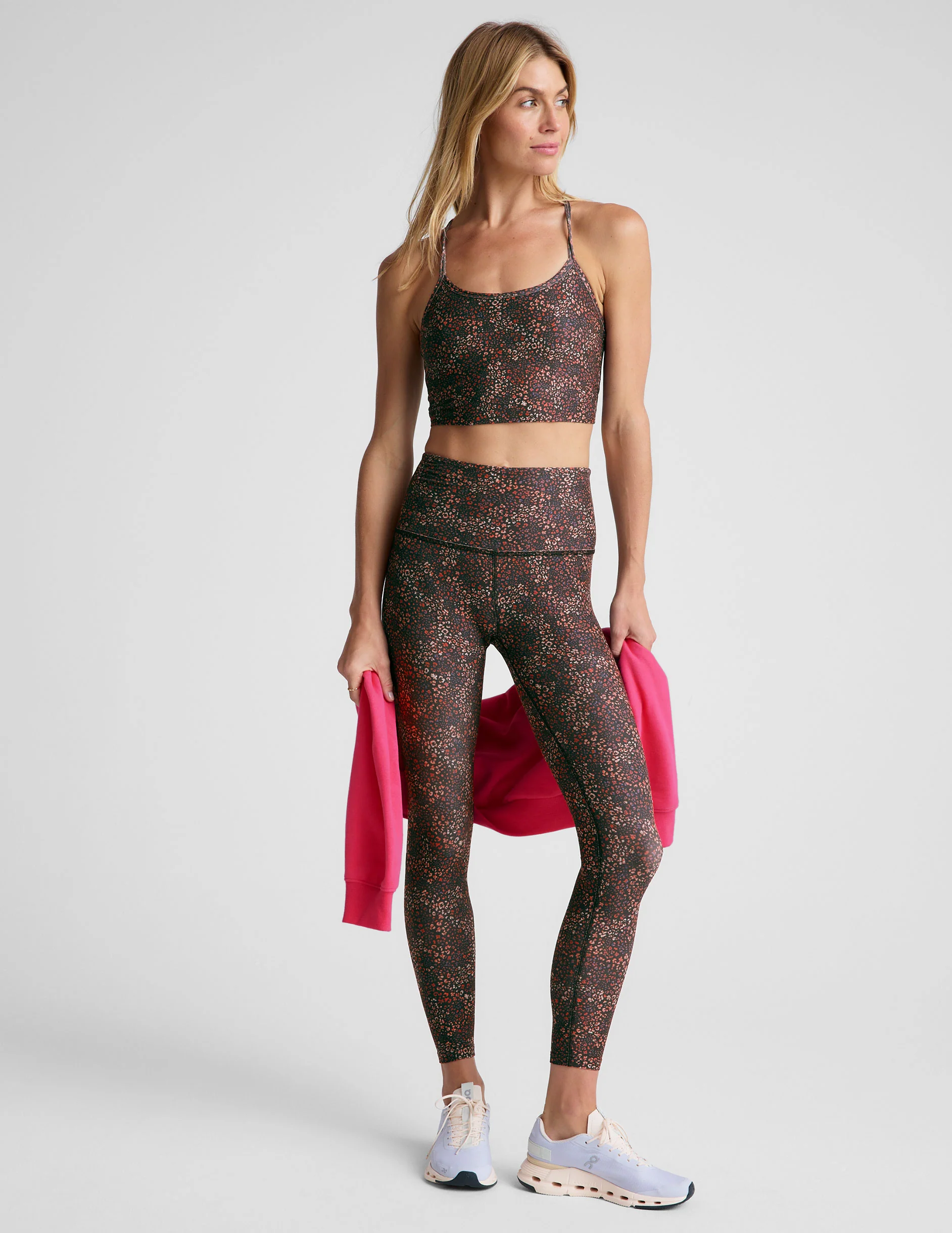 SoftMark High Waisted Midi Legging - Onhollan