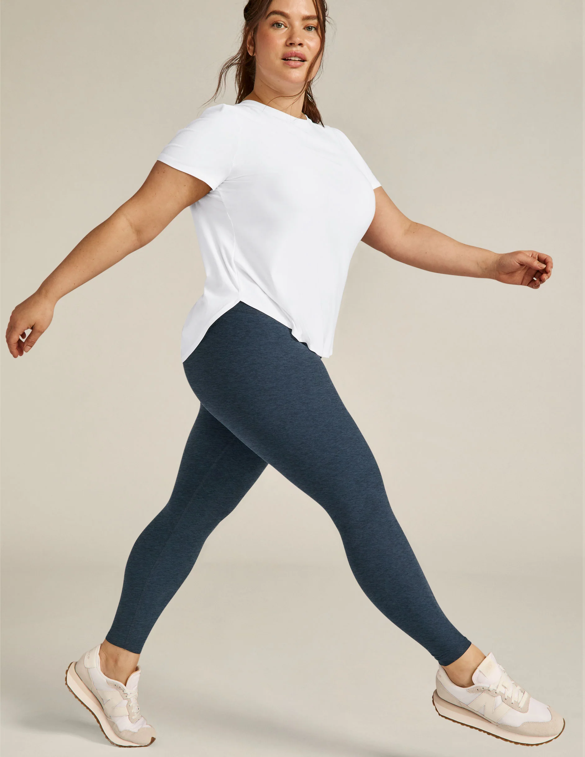 Featherweight On The Down Low Tee - Onhollan