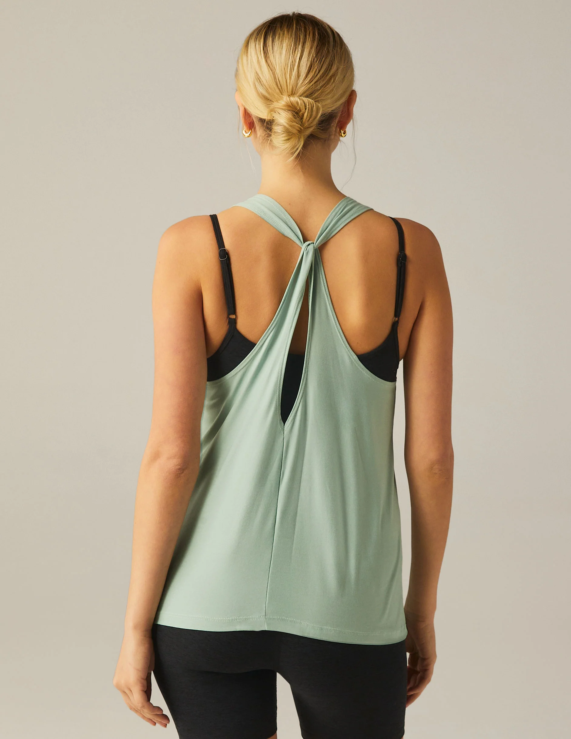 Featherweight Captivate Cutout Tank - Onhollan