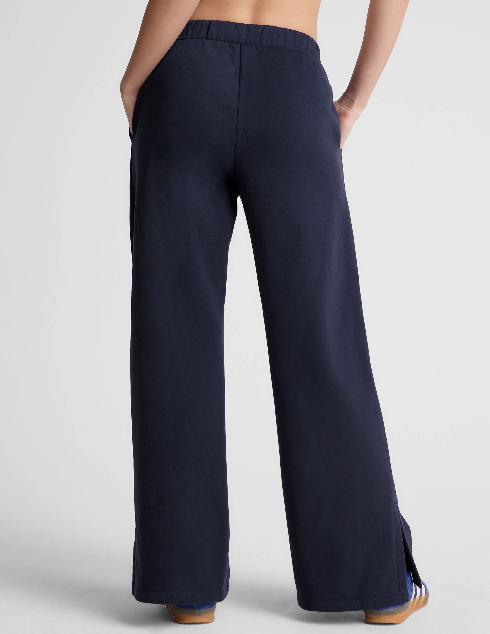 LuxeFleece Wide Leg Pant - Onhollan