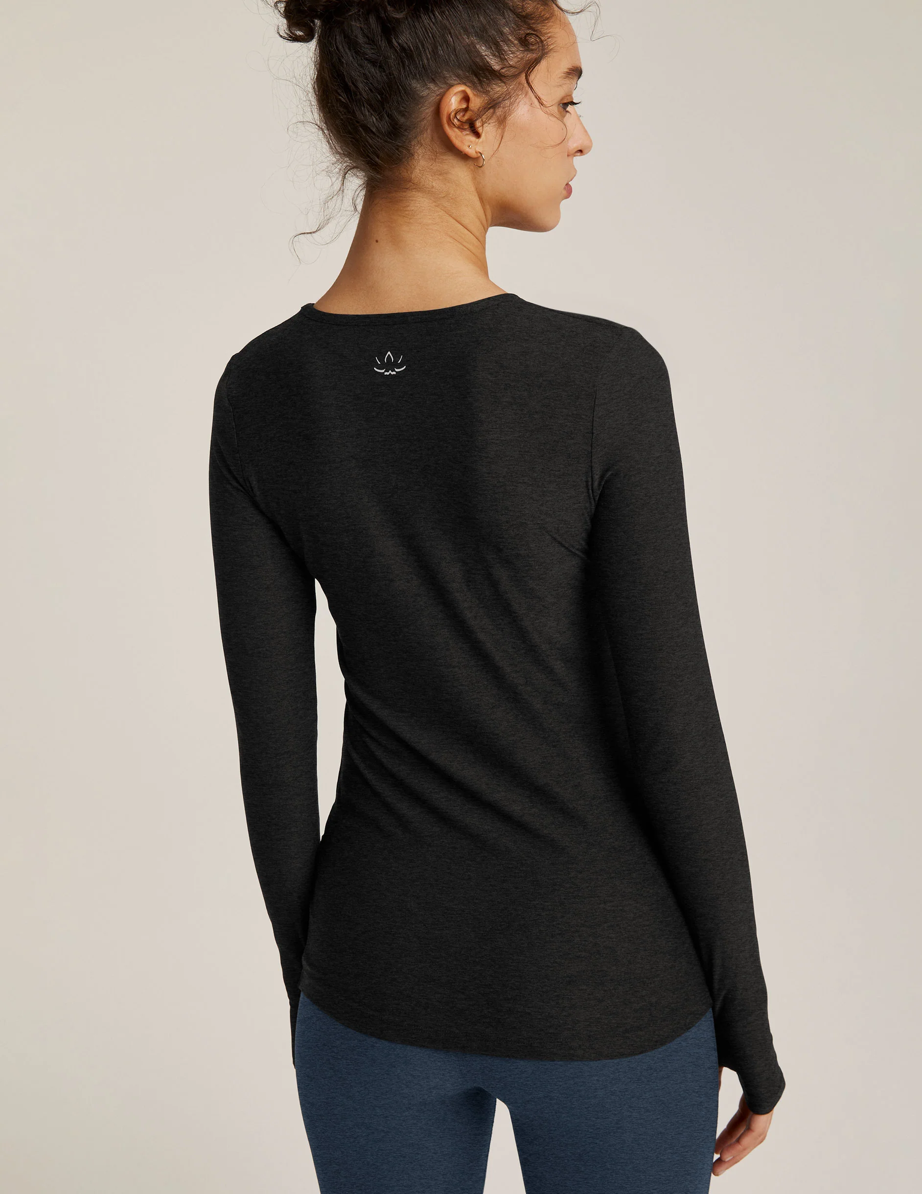 Featherweight Classic Crew Pullover - Onhollan