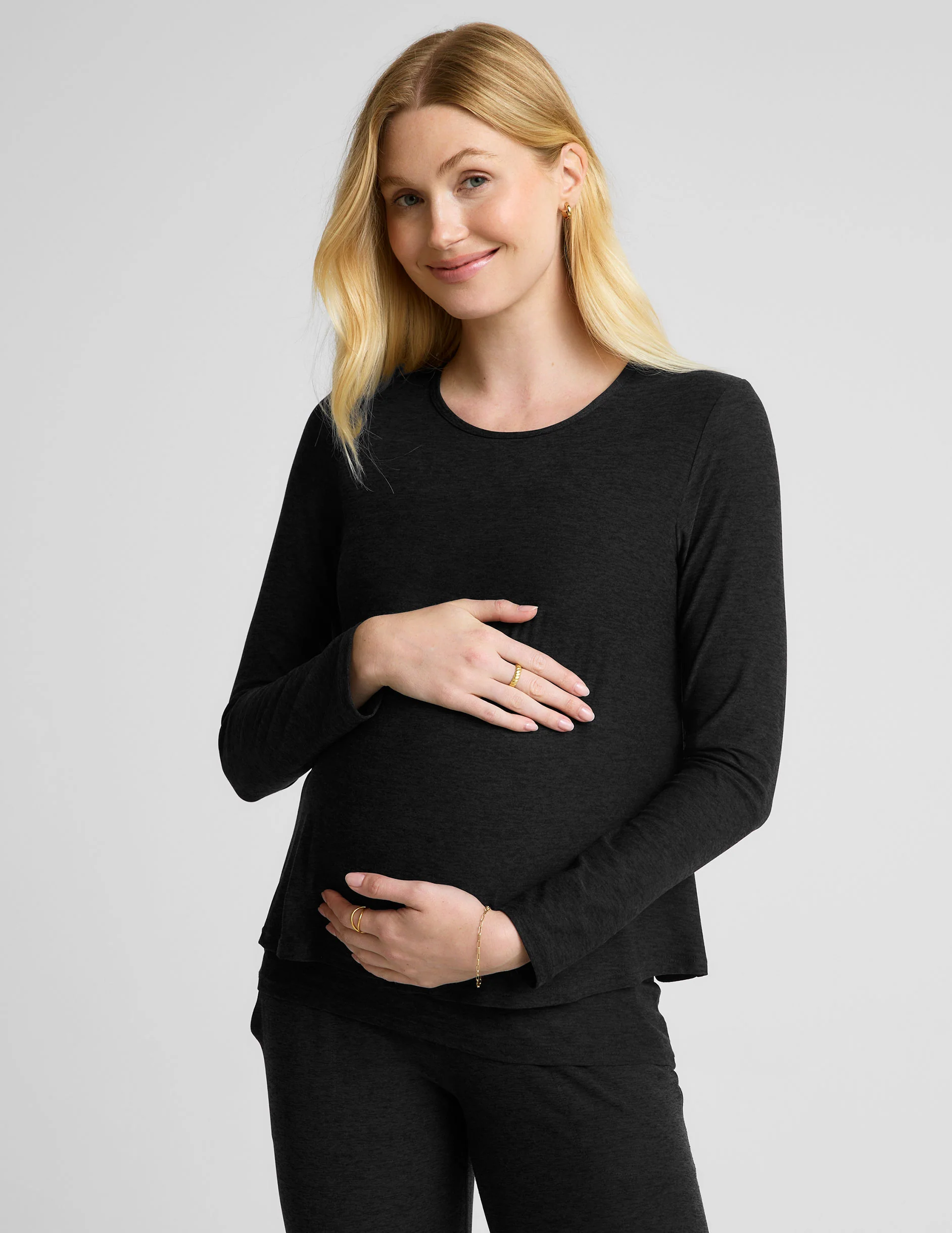 Featherweight Under Wraps Nursing Overlap Tee - Onhollan