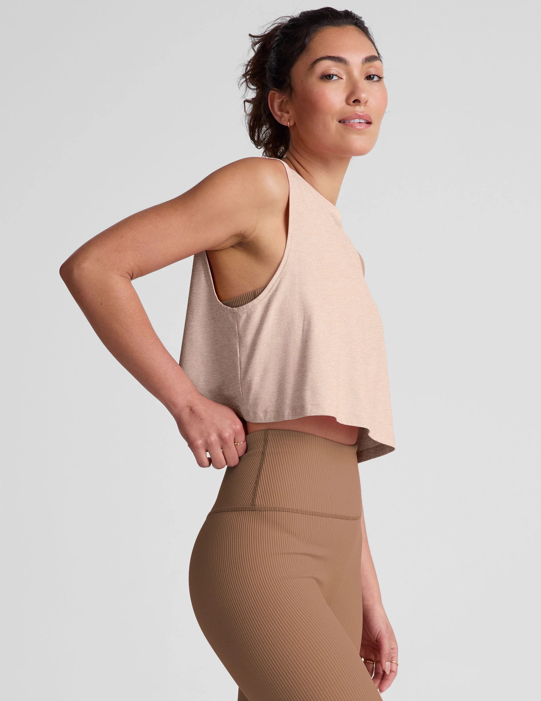 Featherweight Minimal Cropped Tank - Onhollan