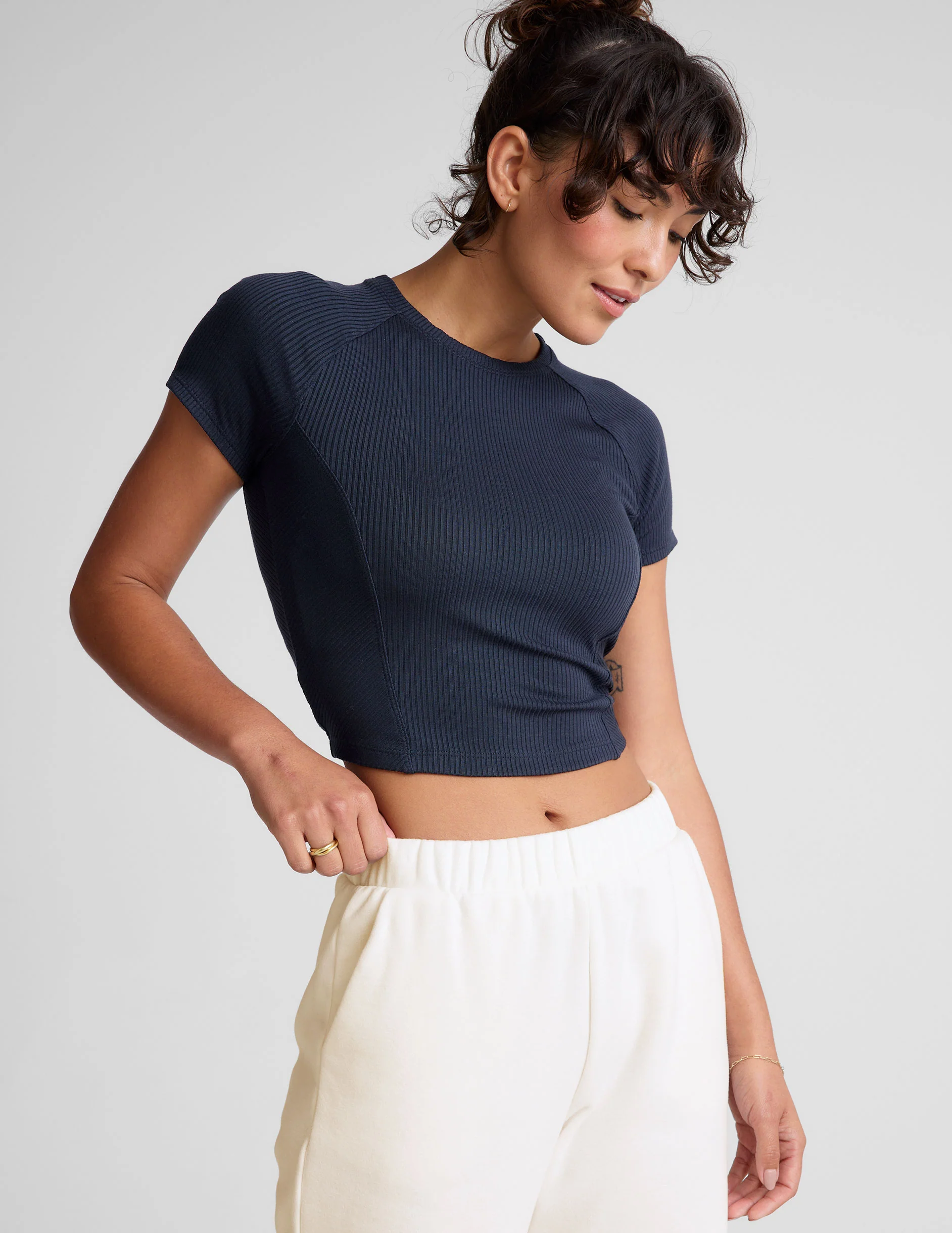Silhouette Cropped Tee - Onhollan