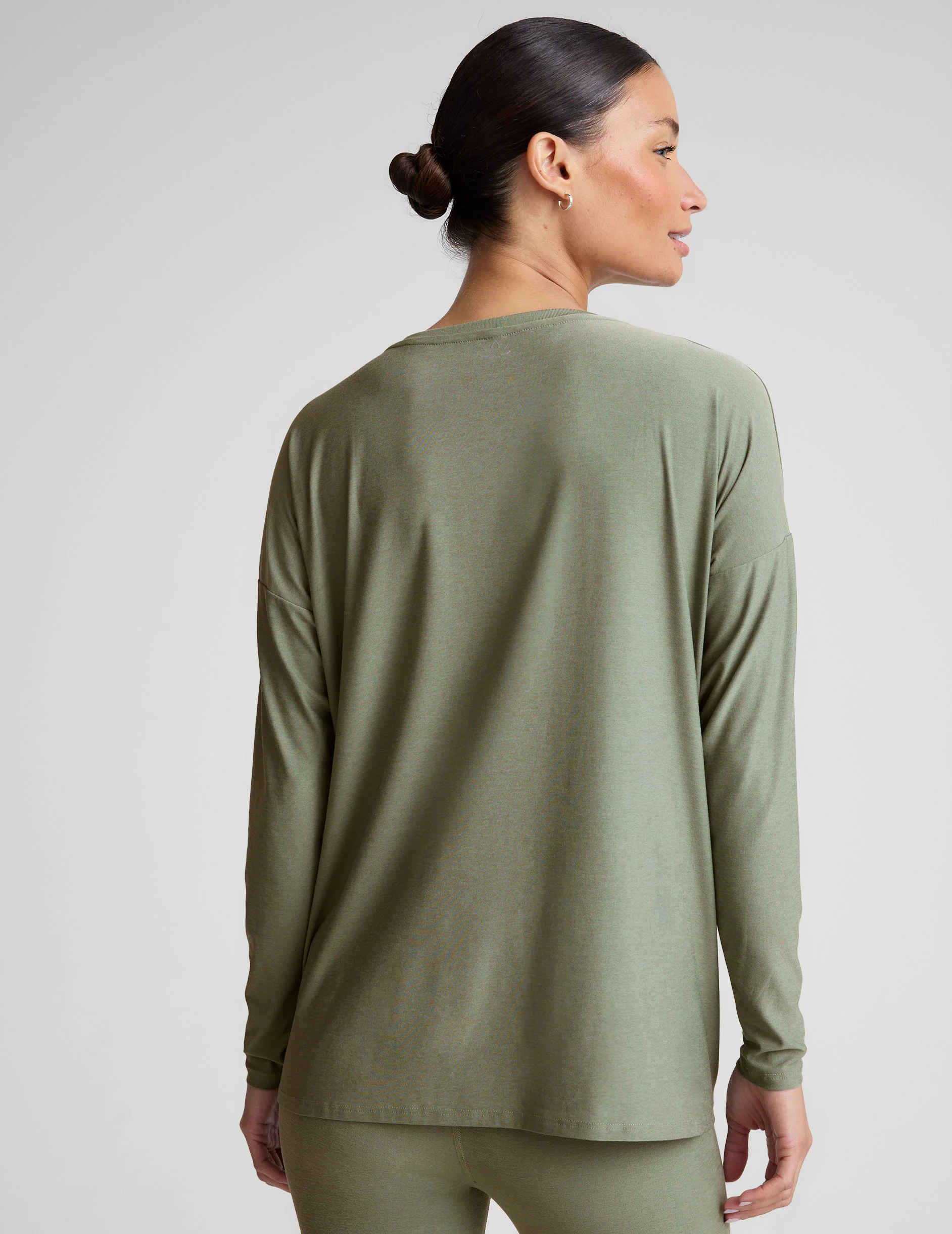Featherweight Feels Like Home Long Sleeve Maternity Top - Onhollan