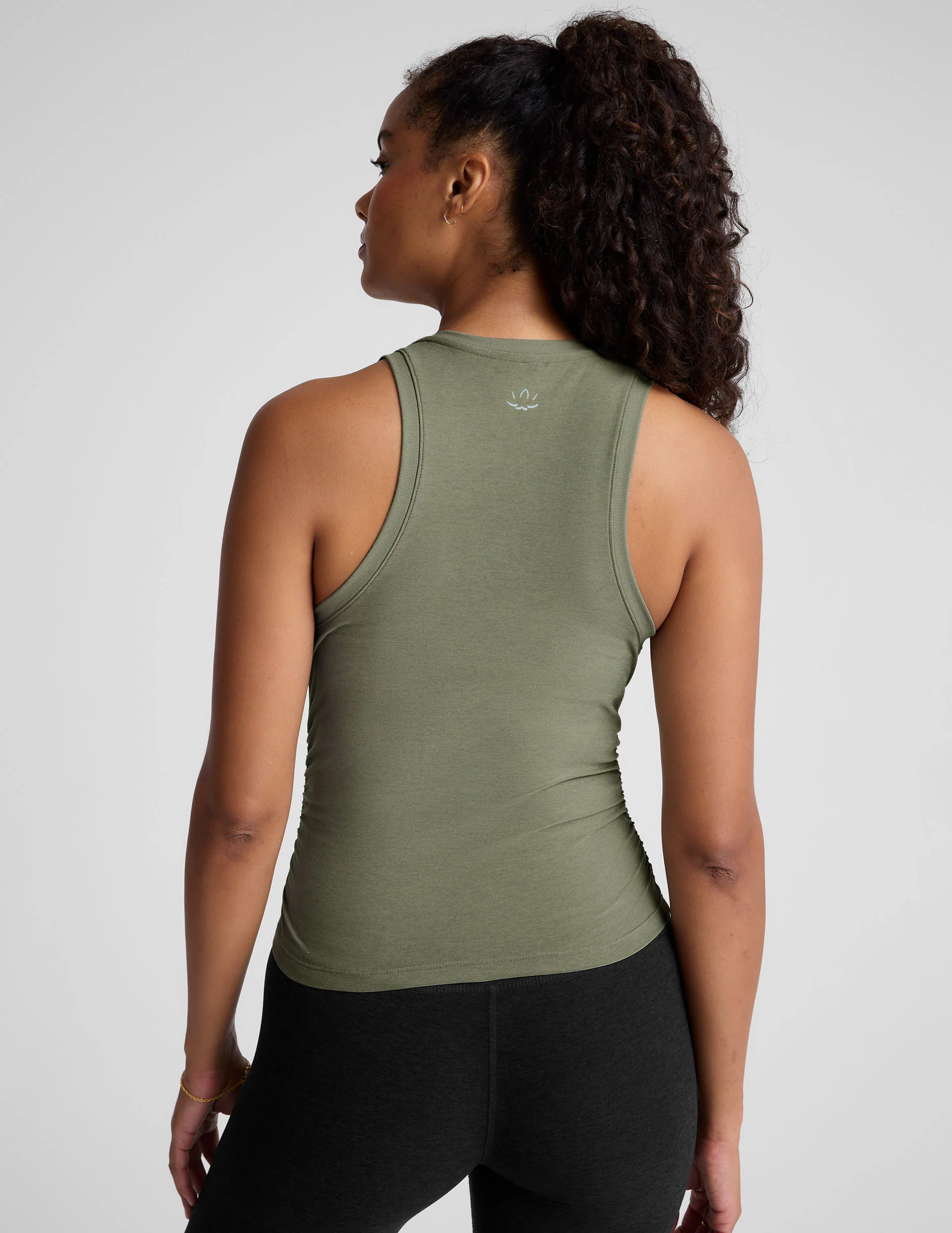 Featherweight Your Fit Shirred Tank - Onhollan