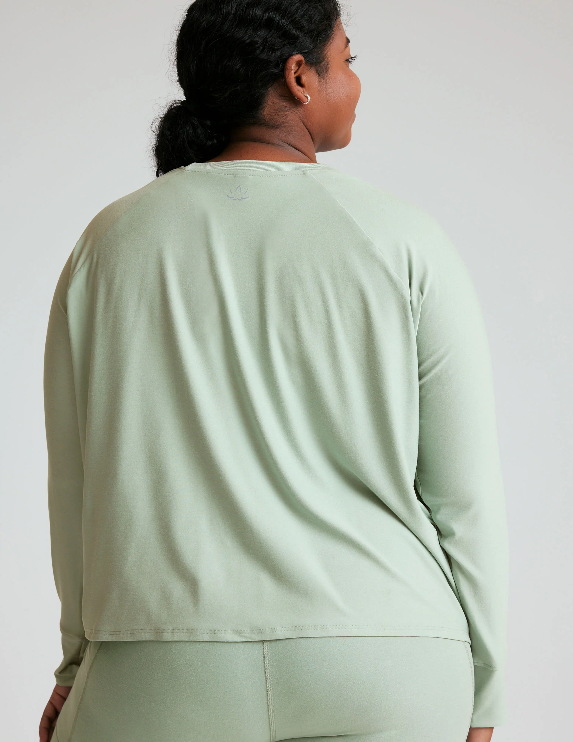 Featherweight Daydreamer Pullover - Onhollan