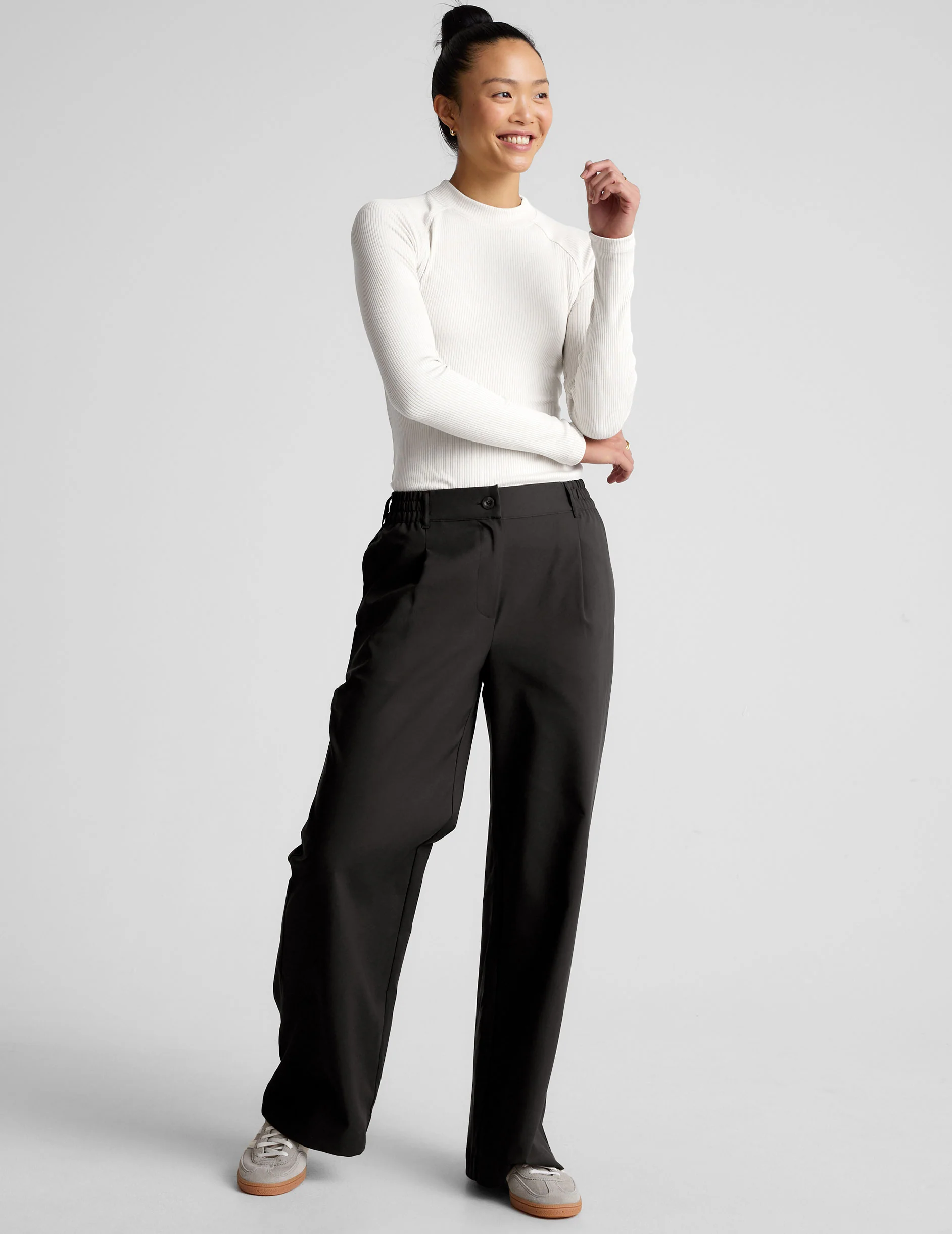 Contours Mock Neck Long Length Top - Onhollan