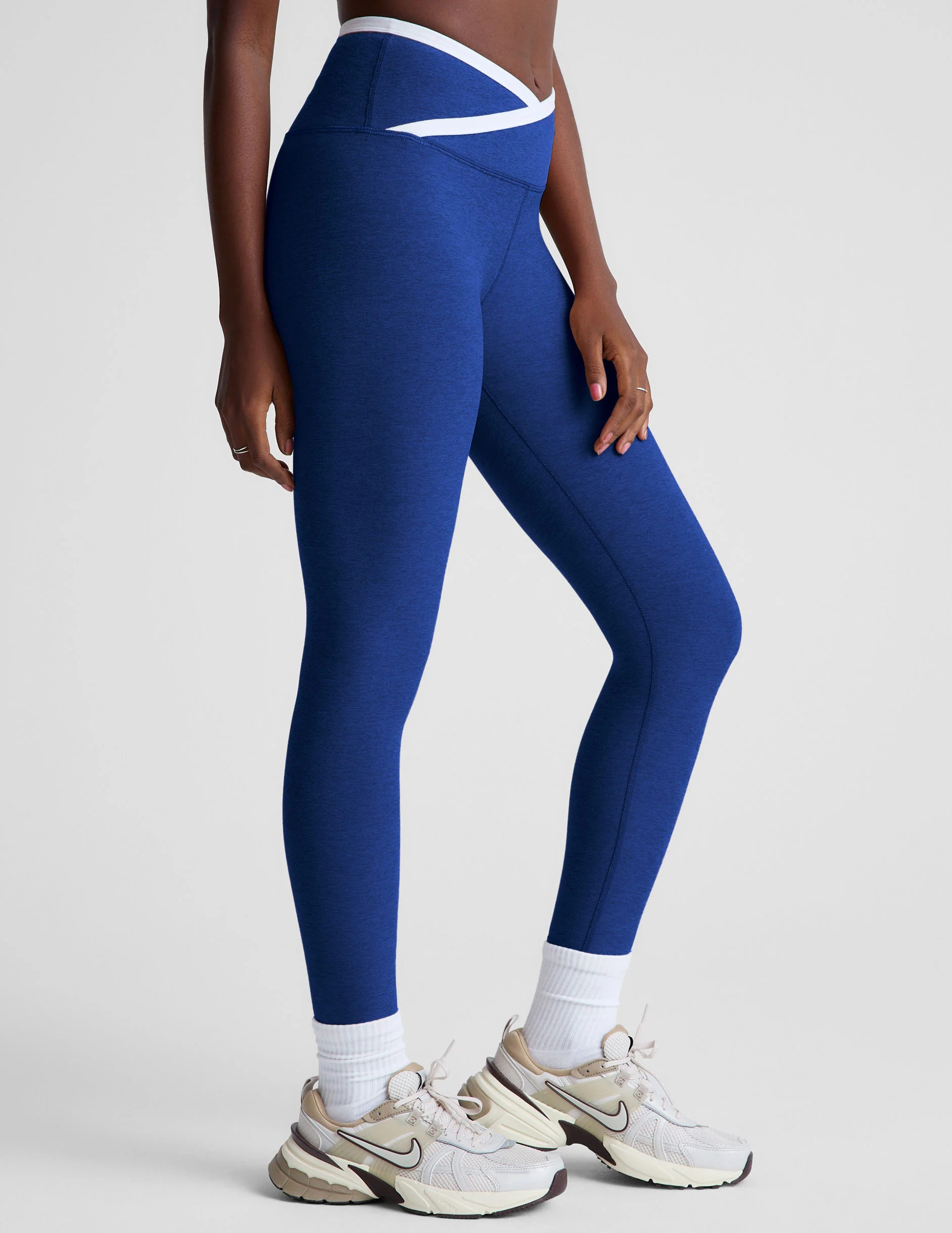 Spacedye Outlines High Waisted Midi Legging - Onhollan