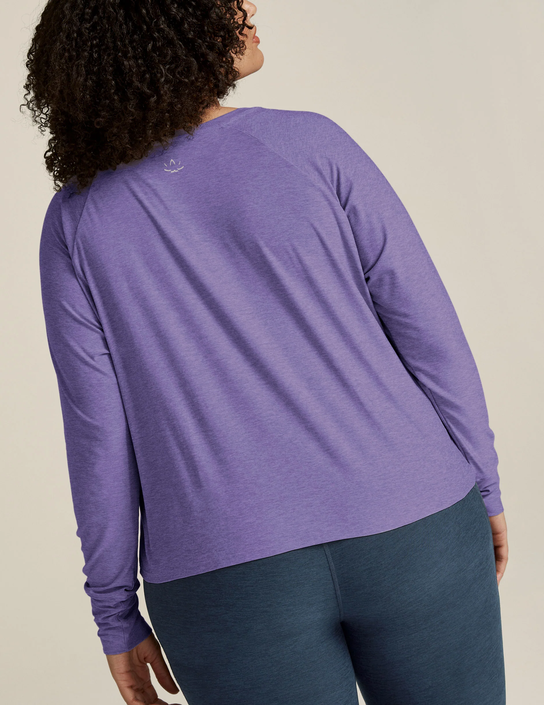 Featherweight Daydreamer Pullover - Onhollan