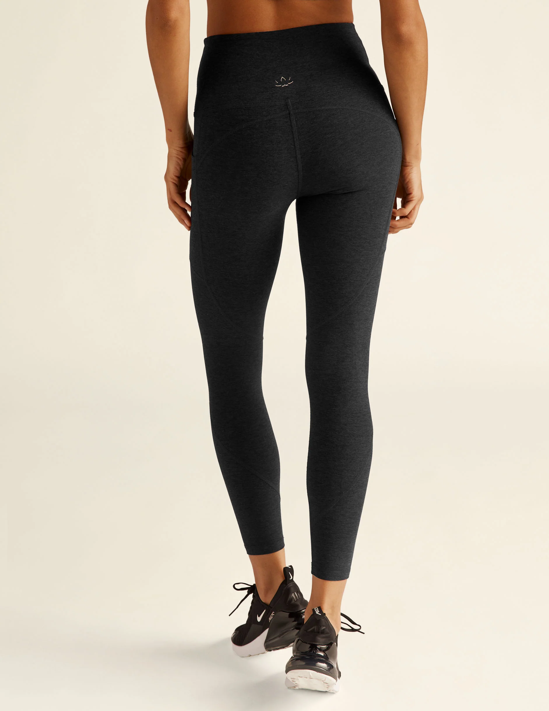 Spacedye Equipped Pocket Midi Legging - Onhollan