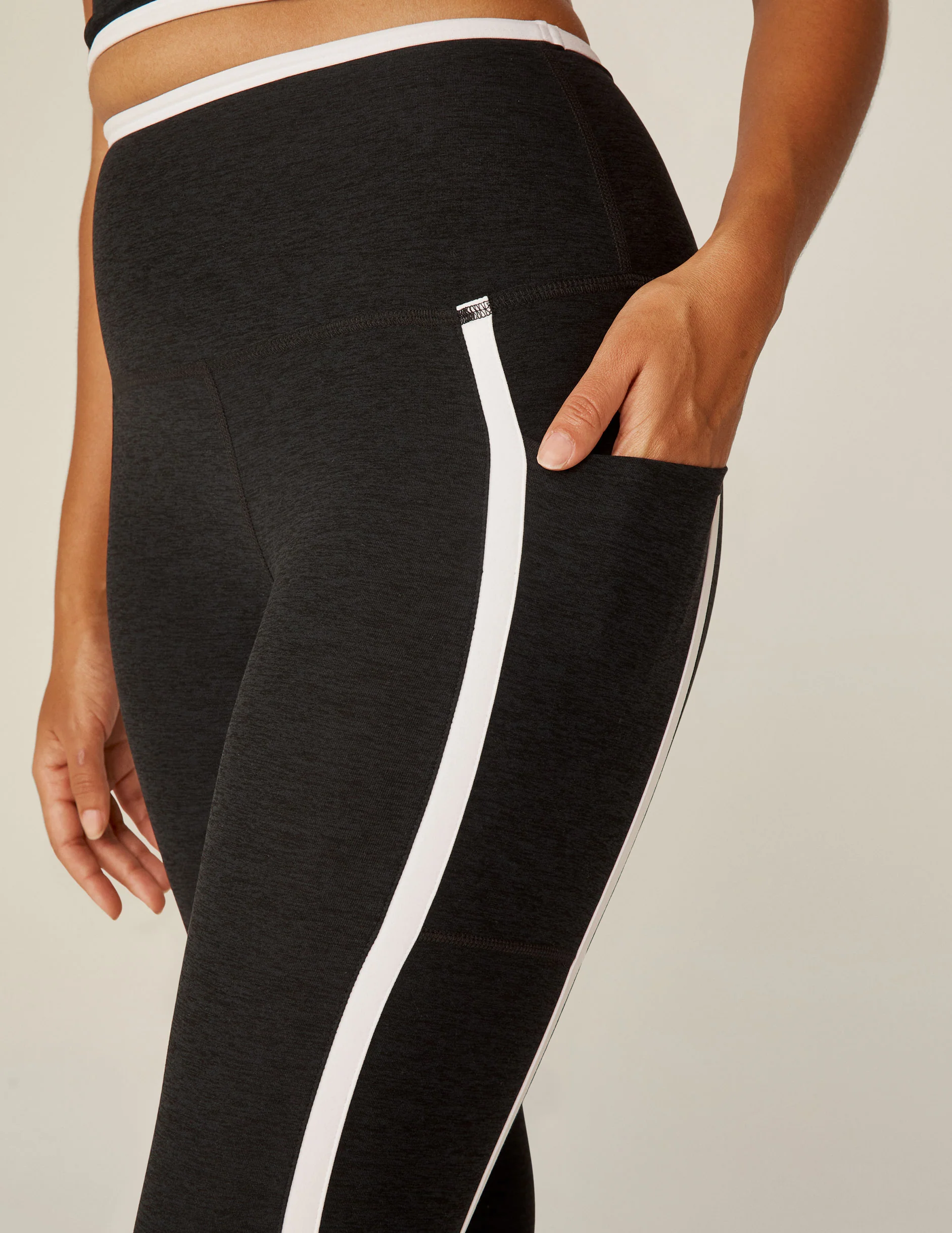 Spacedye New Moves High Waisted Midi Legging - Onhollan