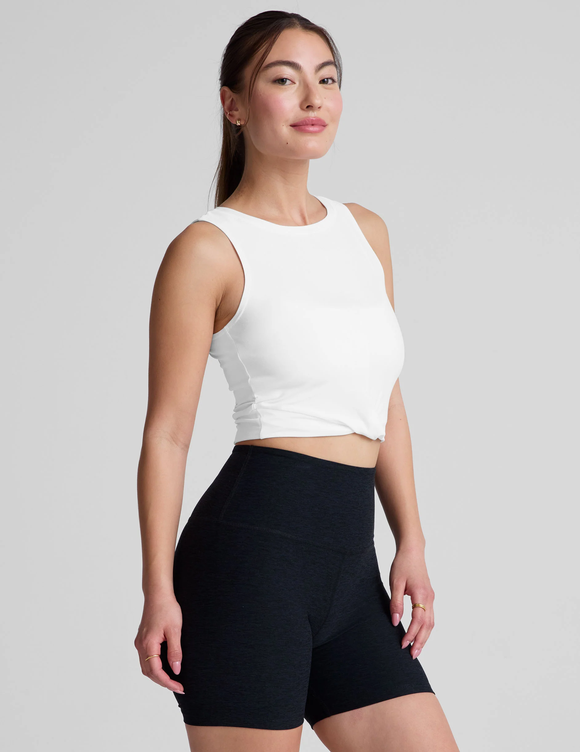 Featherweight Center Stage Cropped Tank - Onhollan