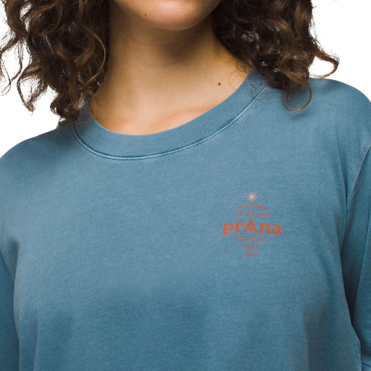 Women's Everyday Vintage-Washed Graphic Cropped Tee - Onhollan