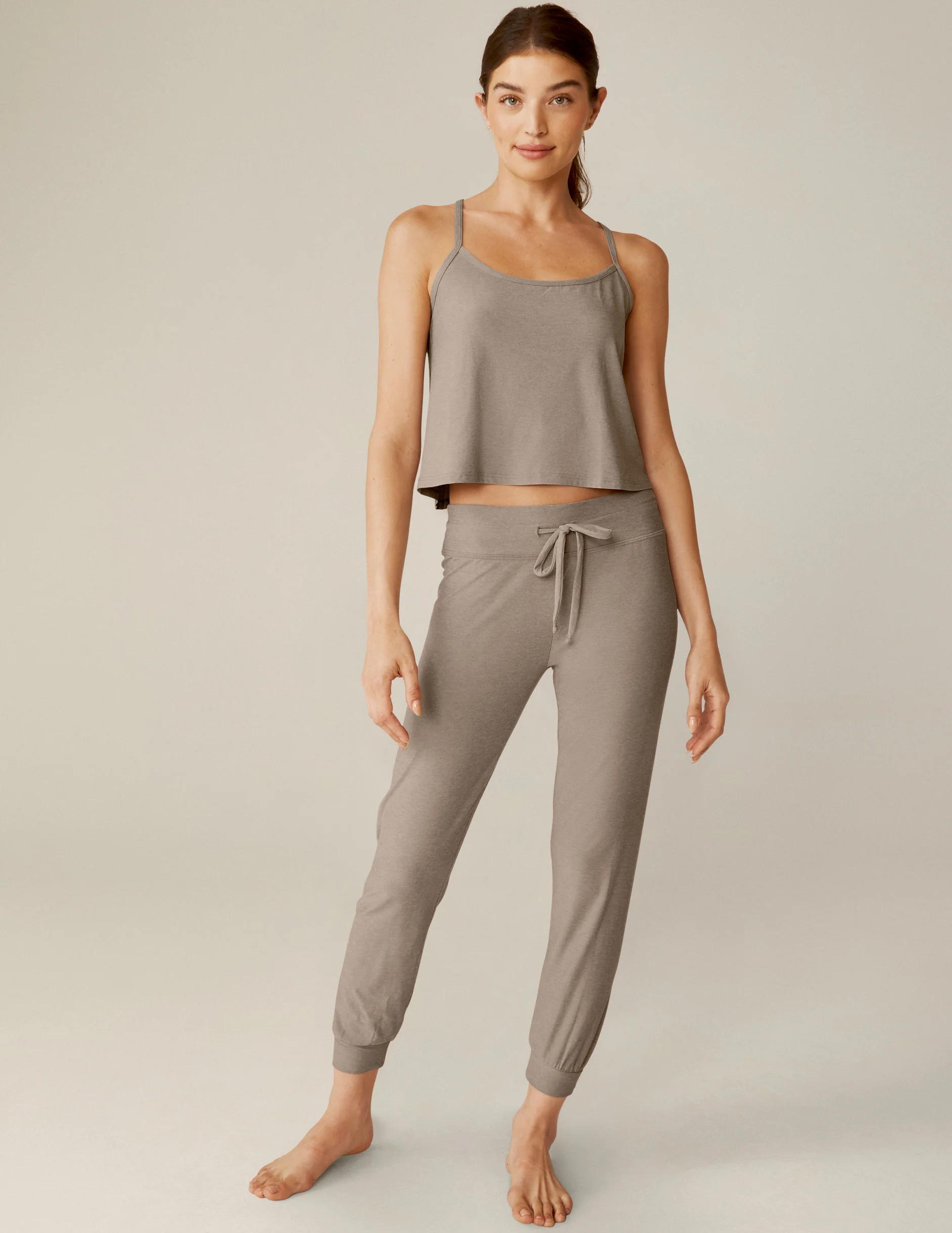 Featherweight Lounge Around Midi Jogger - Onhollan