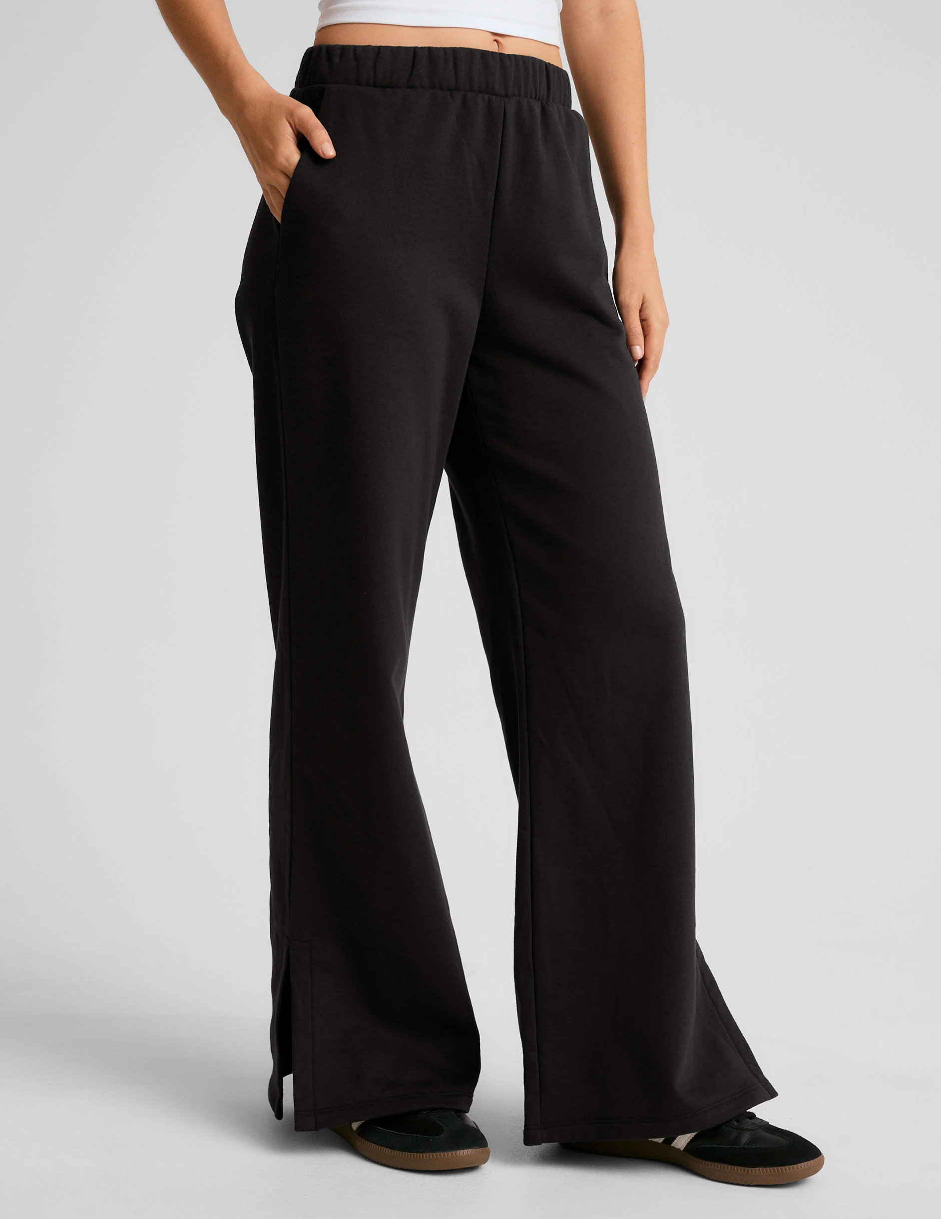 LuxeFleece Wide Leg Pant - Onhollan