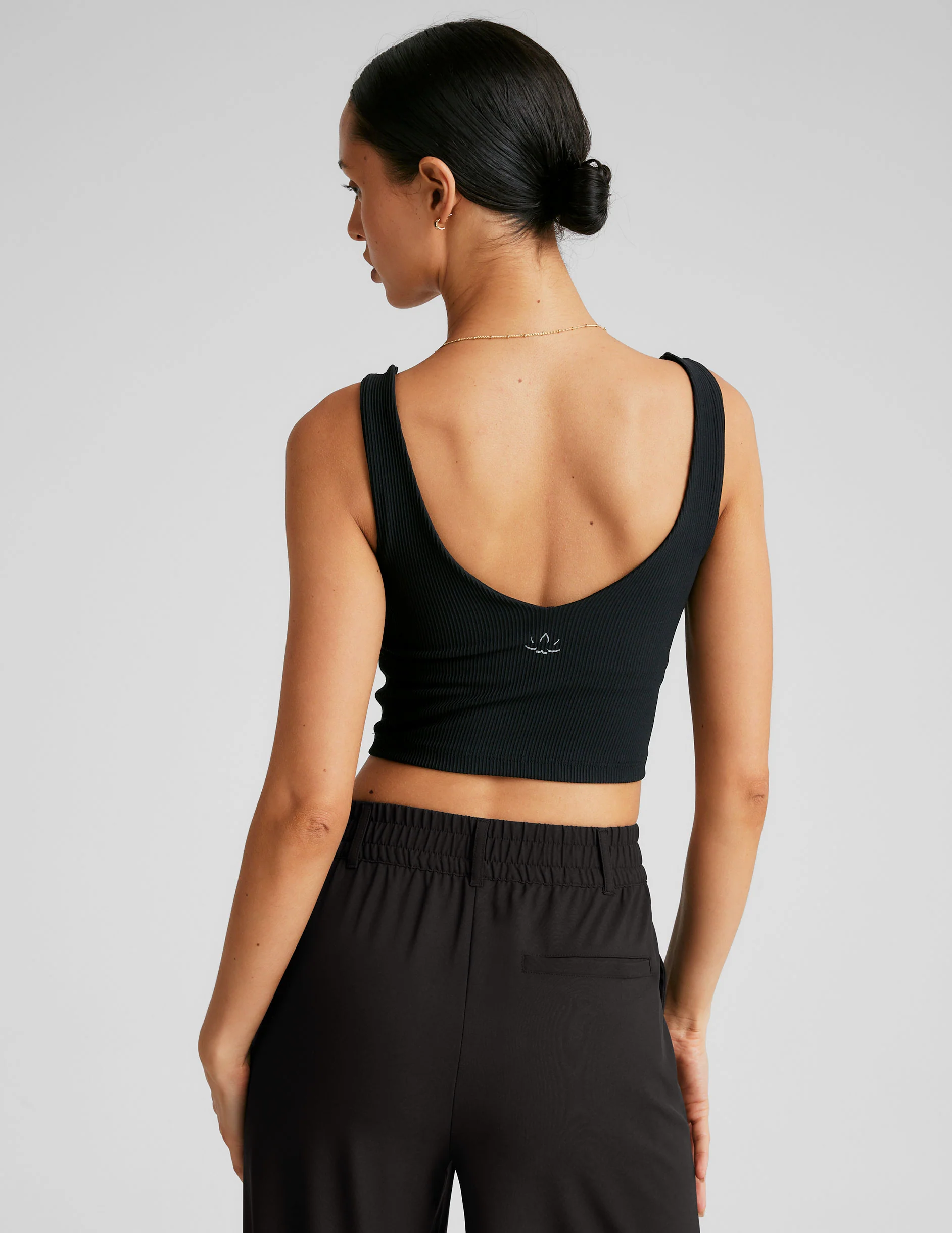 Impulse Ribbed Cropped Tank - Onhollan