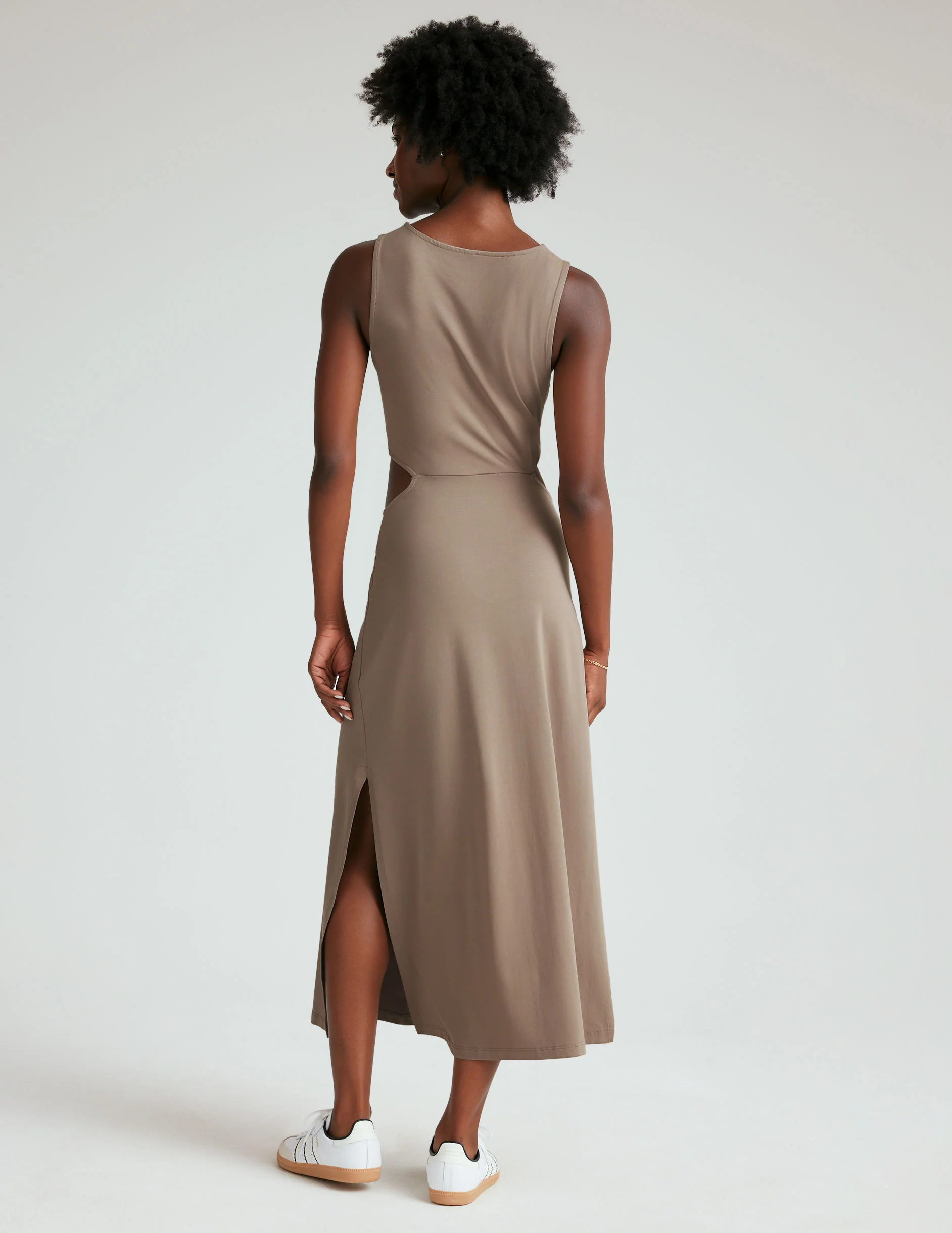 Around The World Front Twist Dress - Onhollan