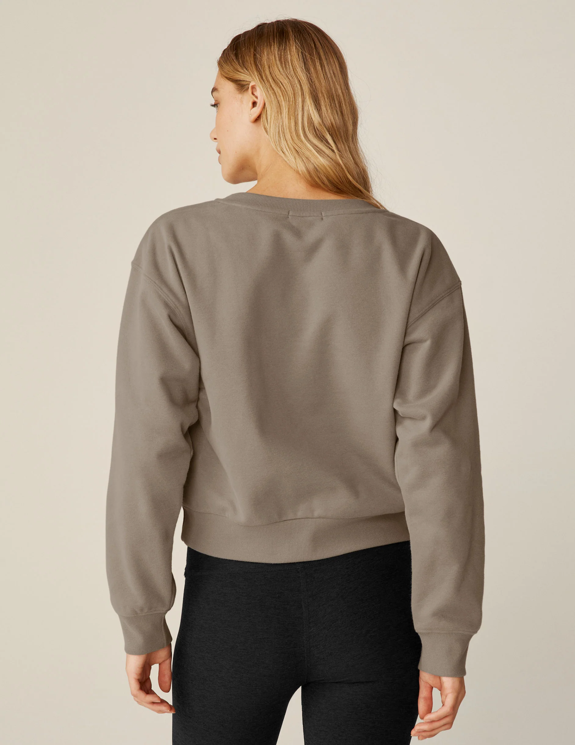LuxeFleece Crewneck Sweatshirt - Onhollan