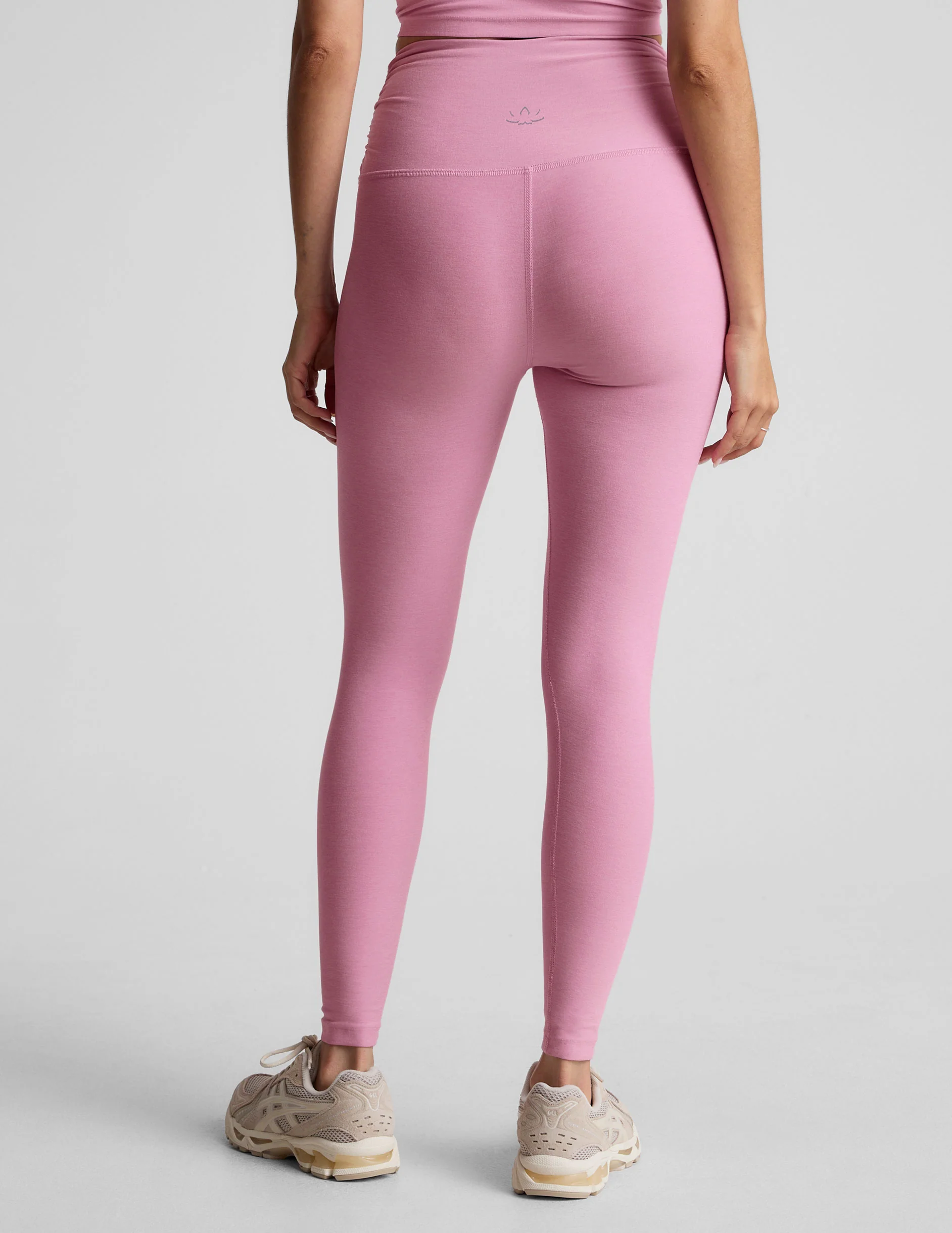 Spacedye Raise The Barre Shirred Legging - Onhollan