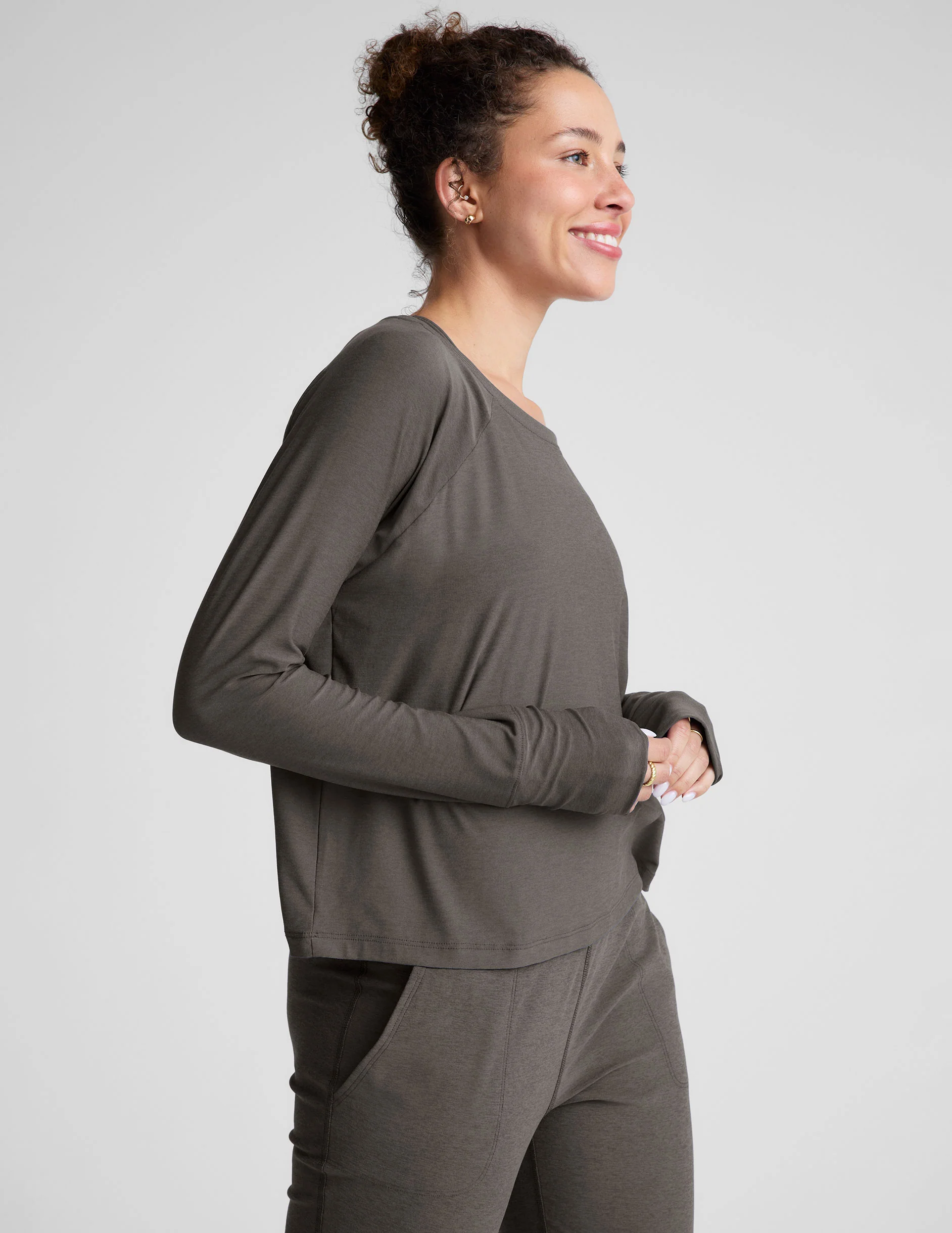 Featherweight Daydreamer Pullover - Onhollan
