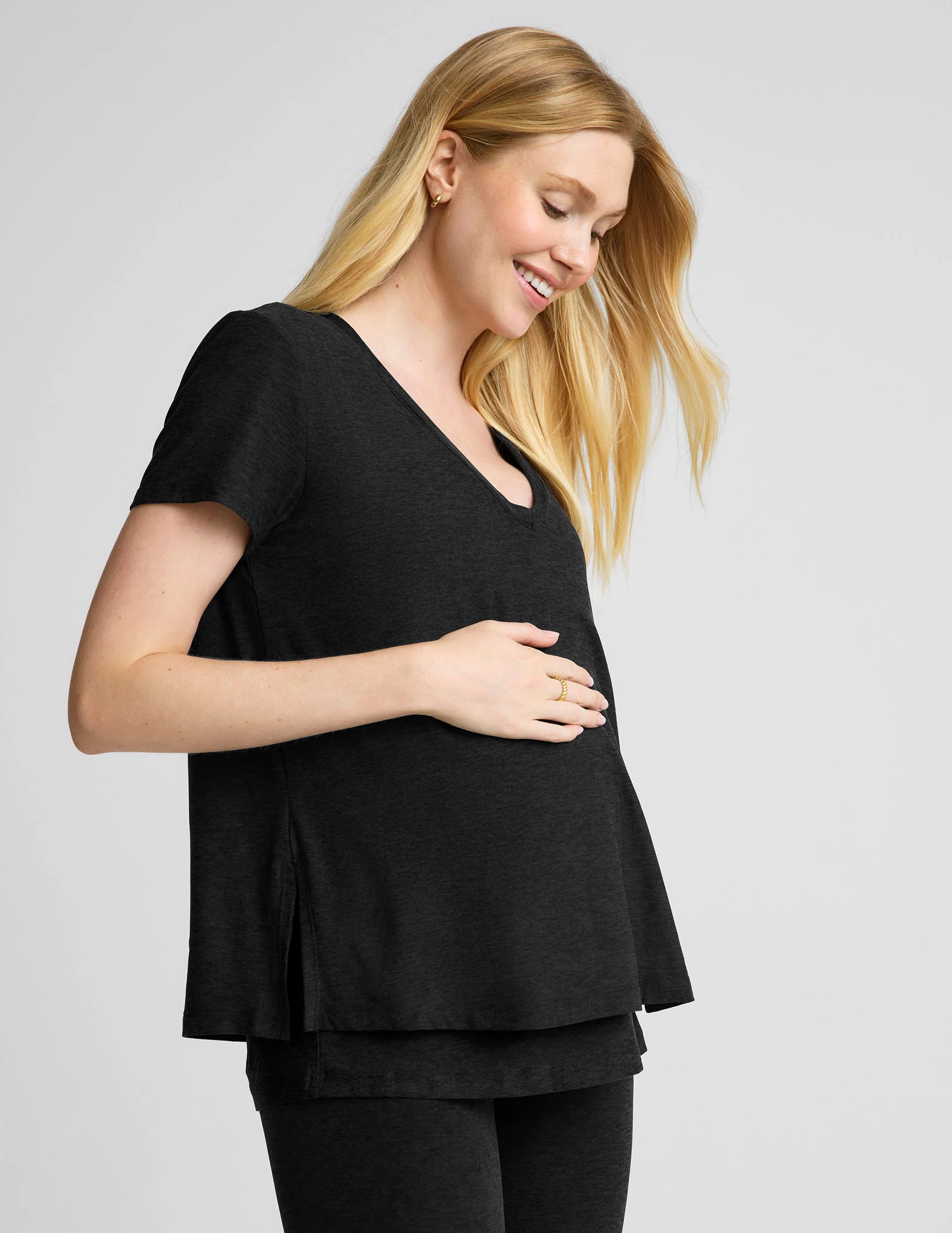 Featherweight Cozy Cover Maternity Nursing Tee - Onhollan