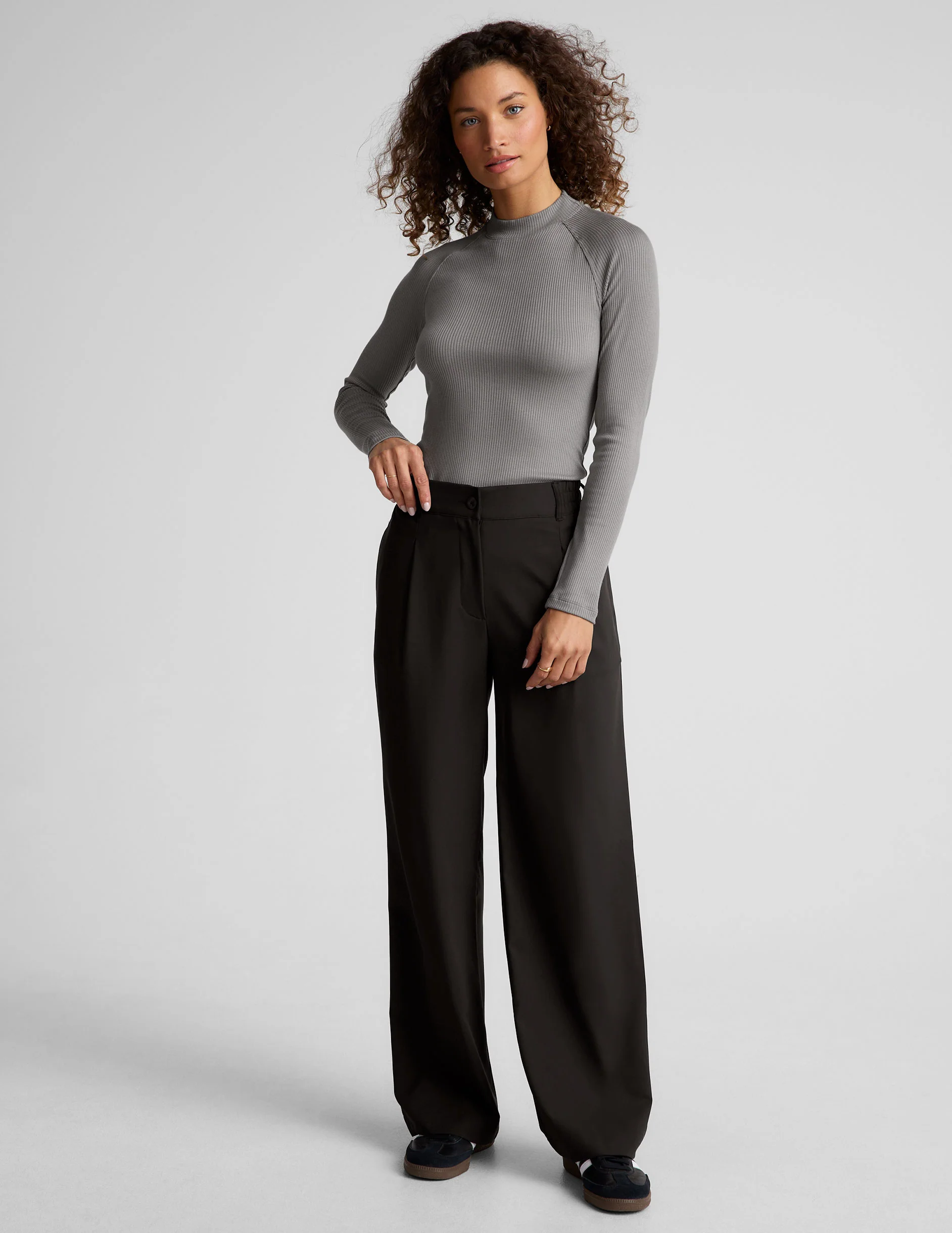 Contours Mock Neck Long Length Top - Onhollan