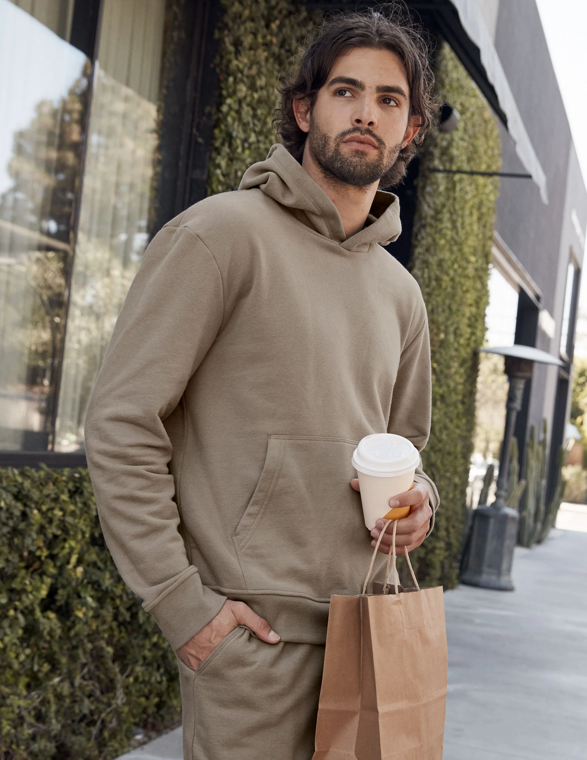 Every Body Hoodie - Onhollan