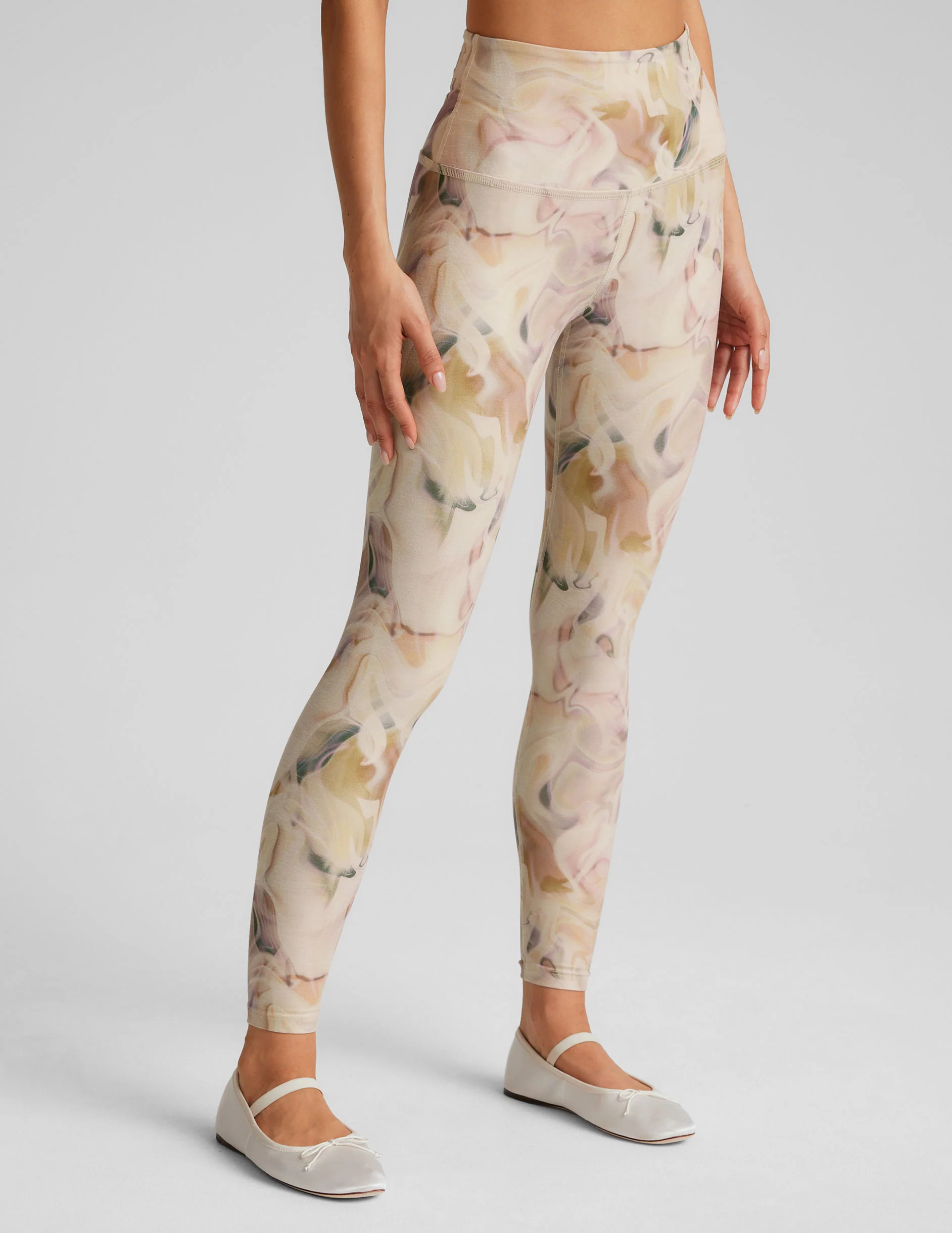 Earthen Swirl SoftMark High Waisted Midi Legging - Onhollan
