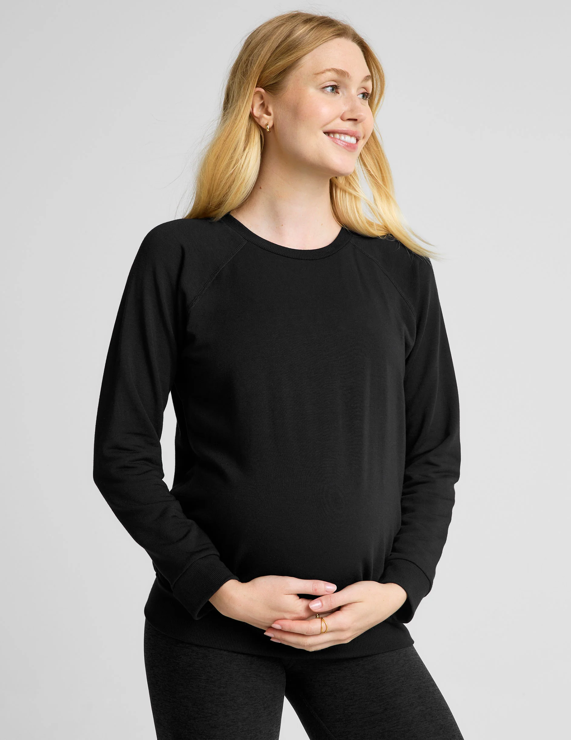 Favorite Raglan Maternity Pullover - Onhollan