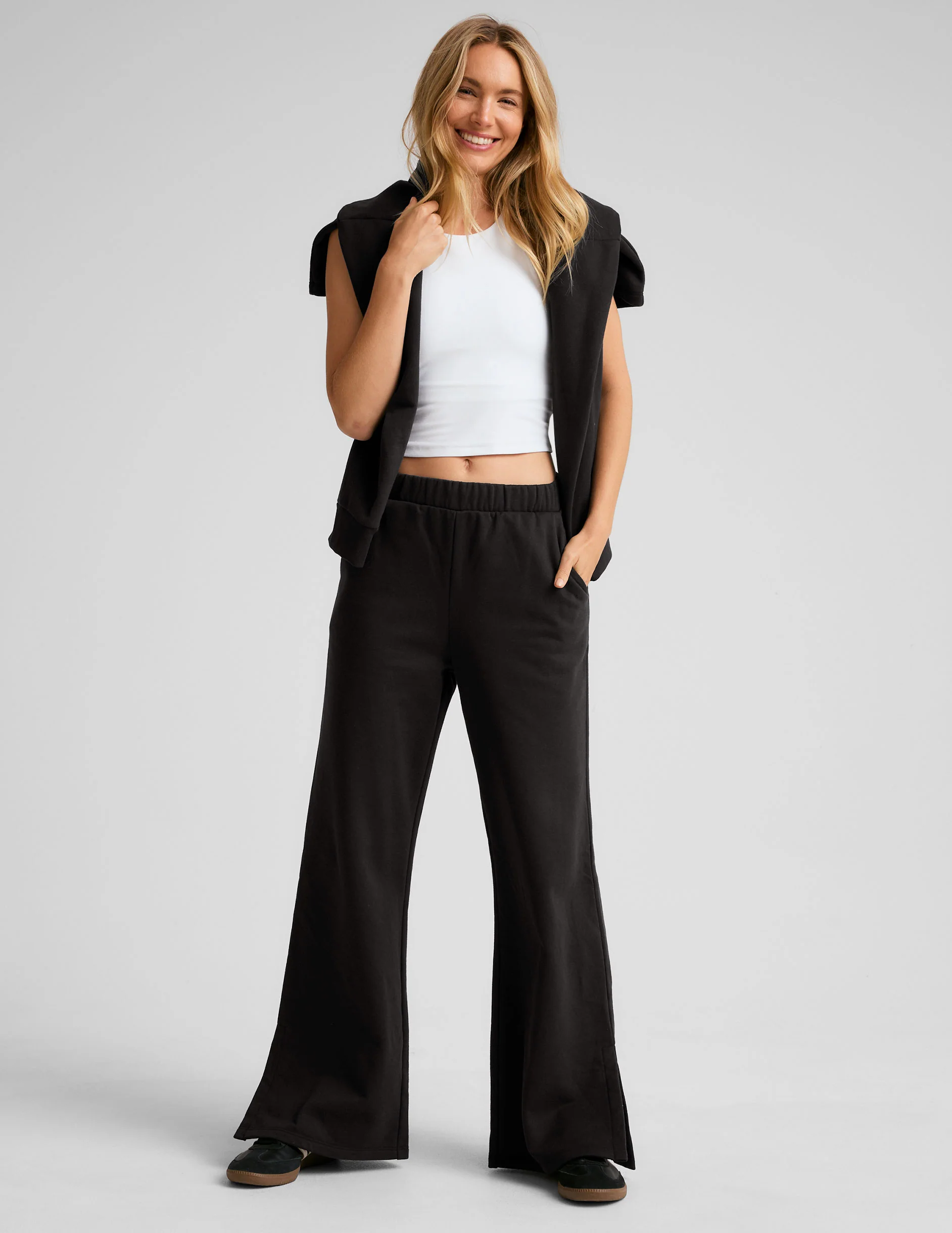 LuxeFleece Wide Leg Pant - Onhollan
