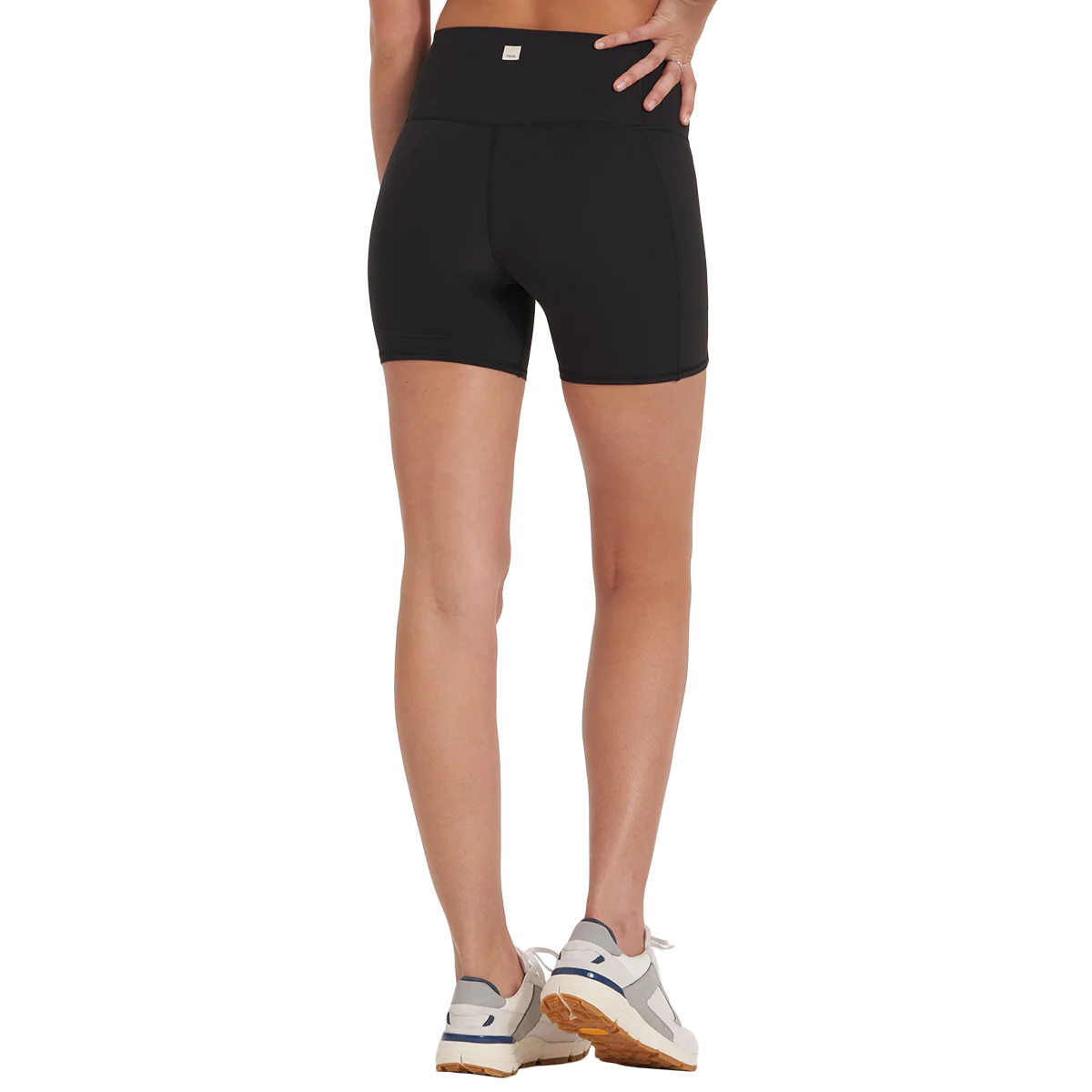 Women's Studio Pocket Short - Onhollan
