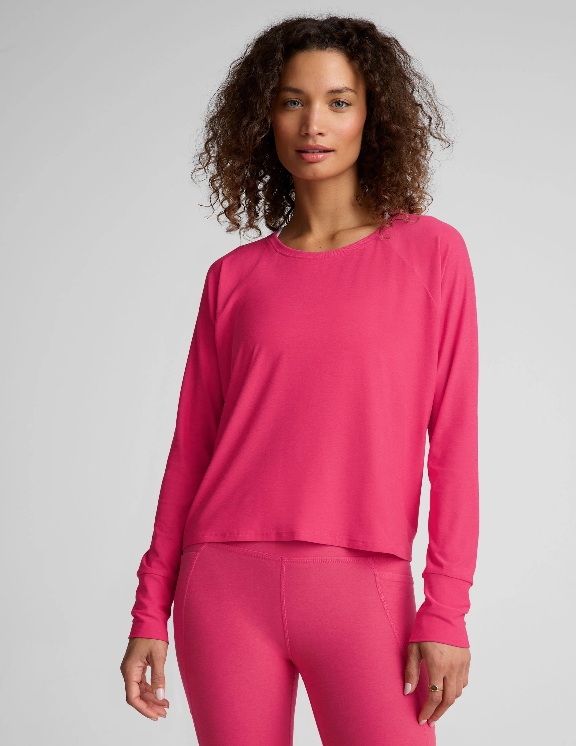 Featherweight Daydreamer Pullover - Onhollan