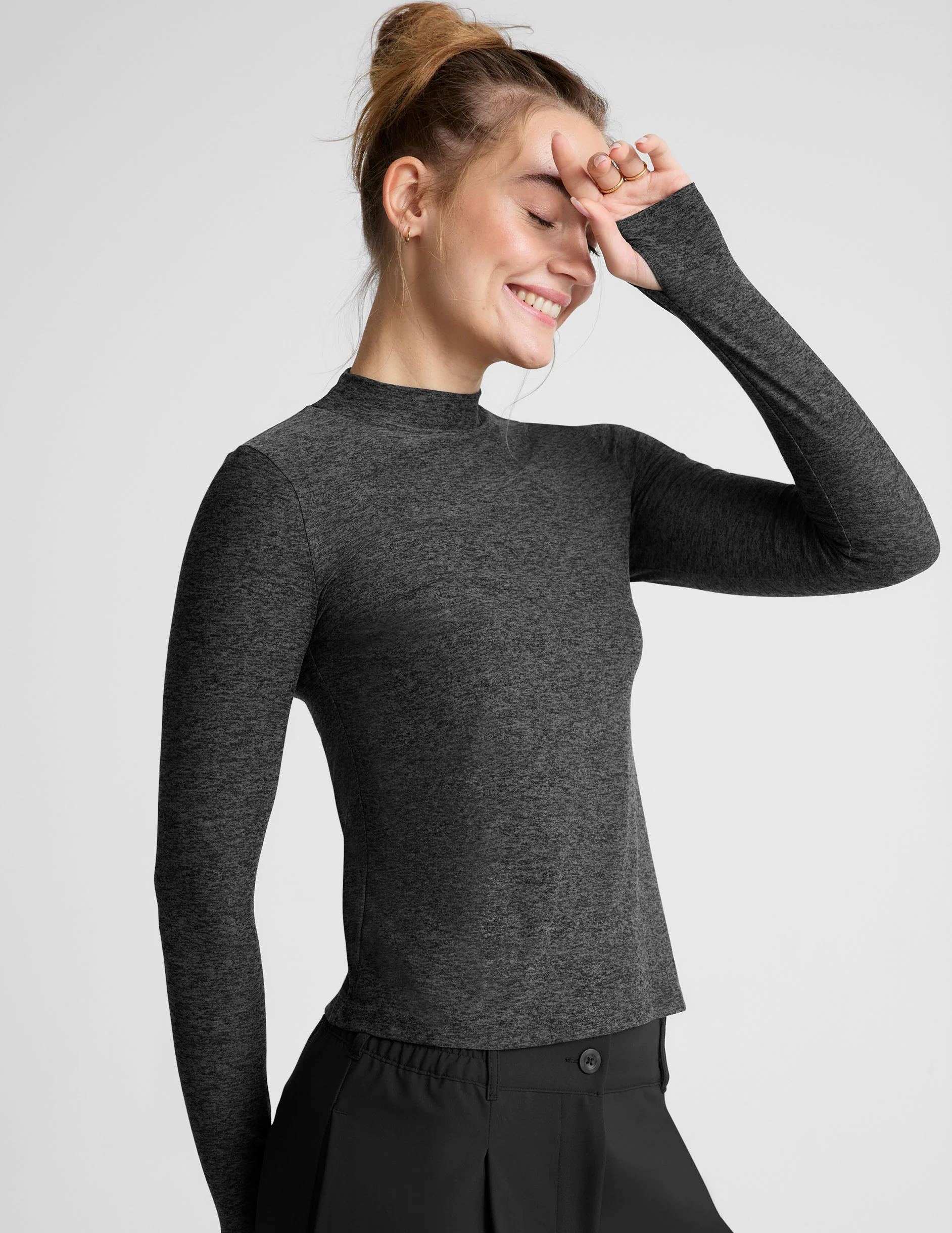 Featherweight Moving On Pullover - Onhollan