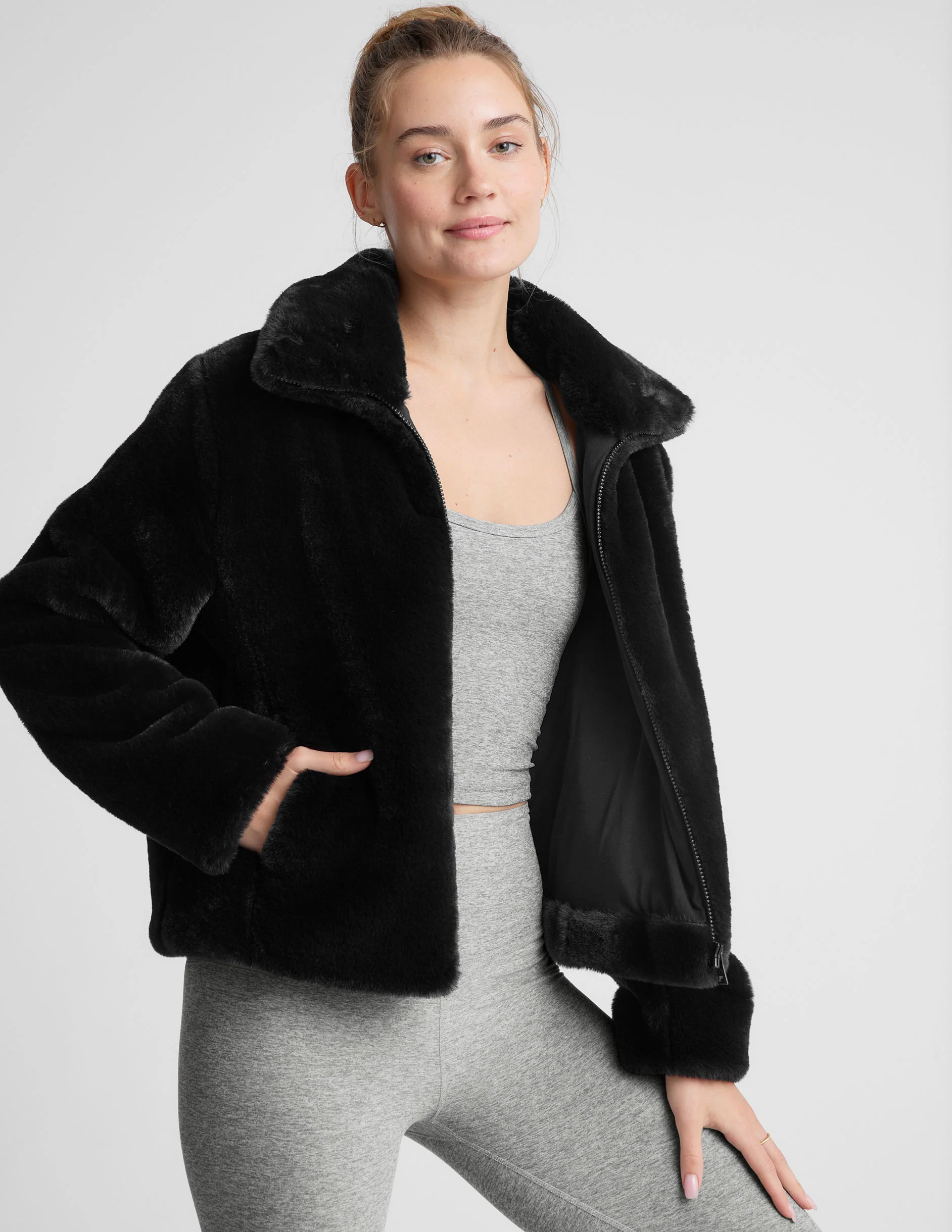 Faux Fur Jacket - Onhollan