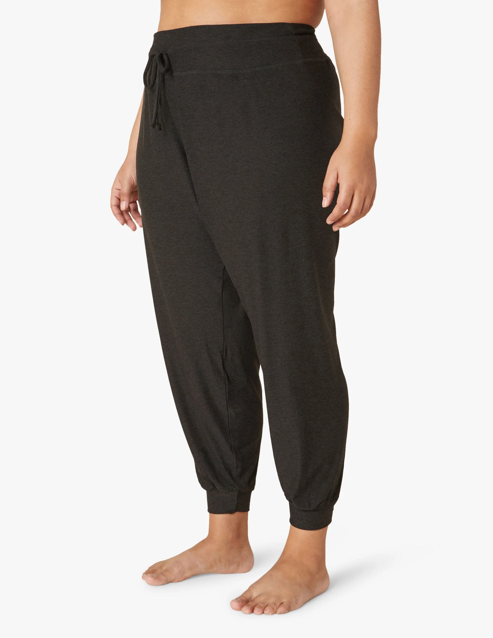 Featherweight Lounge Around Midi Jogger - Onhollan