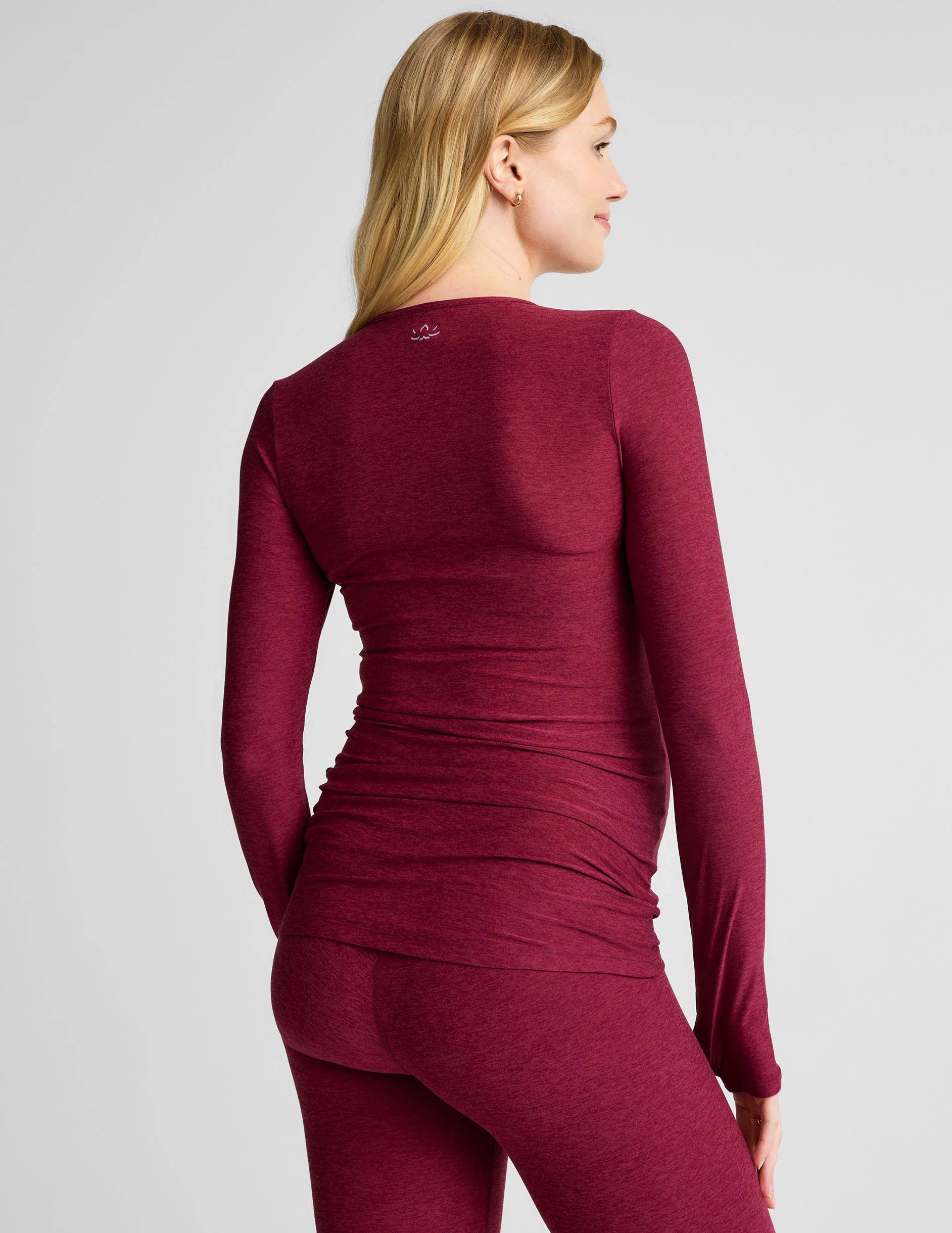 Featherweight Count On Me Maternity Crew Pullover - Onhollan