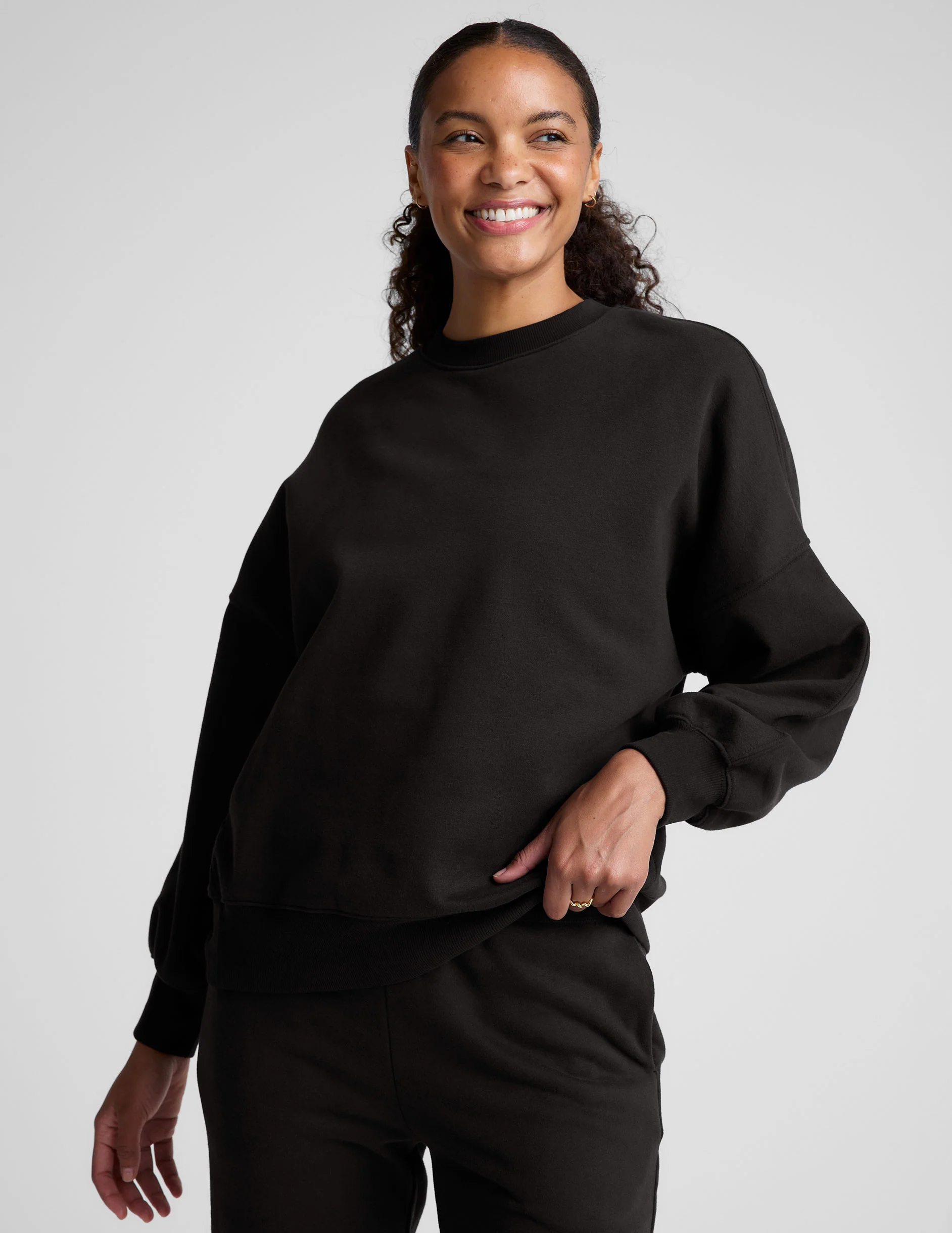 LuxeFleece Oversized Sweatshirt - Onhollan