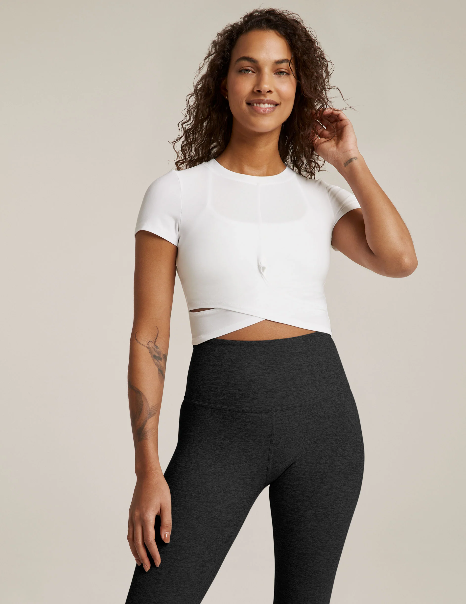 Featherweight Under Over Cropped Tee - Onhollan