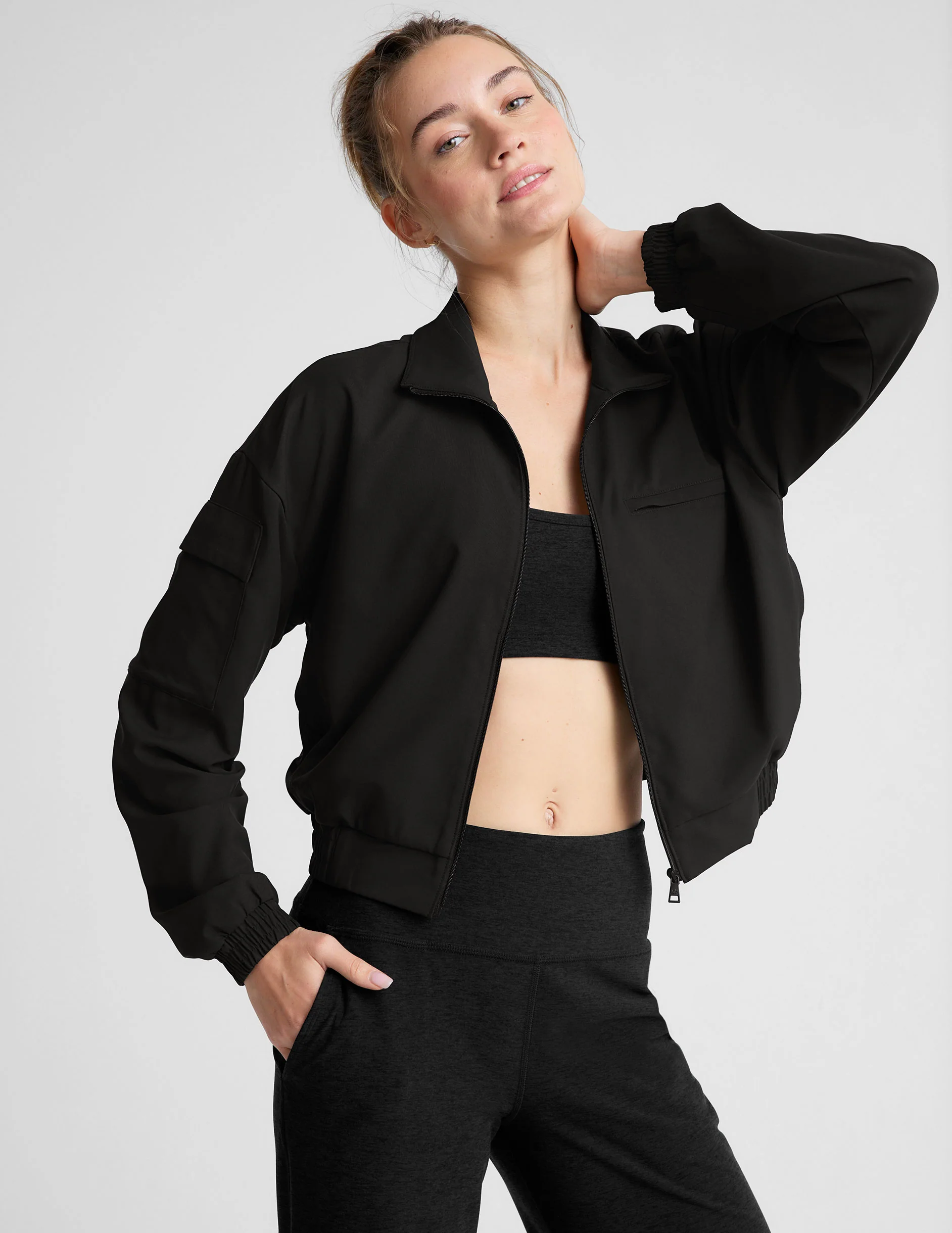 Status Pocket Sleeve Cropped Jacket - Onhollan