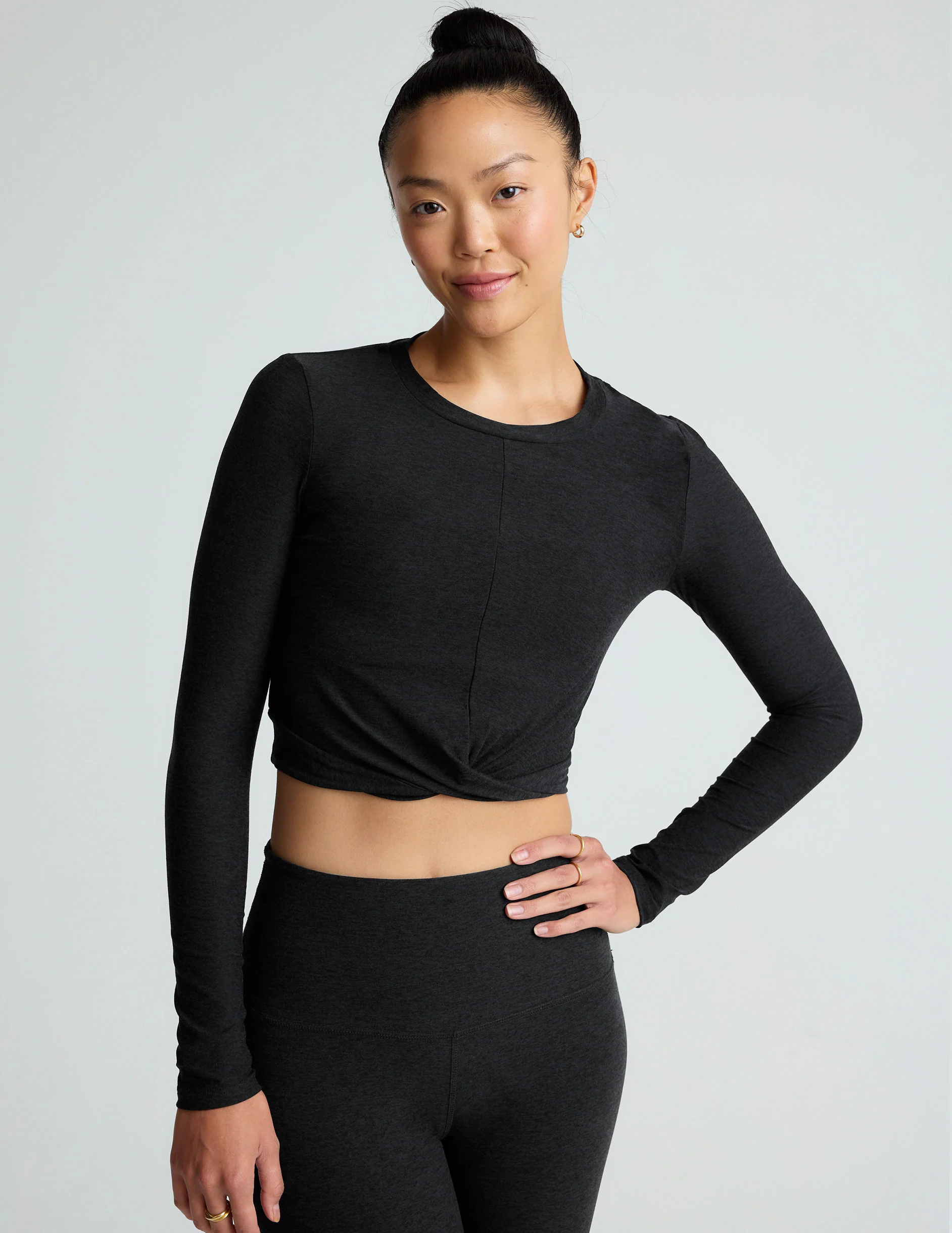 Featherweight Center Stage Cropped Long Sleeve Pullover - Onhollan