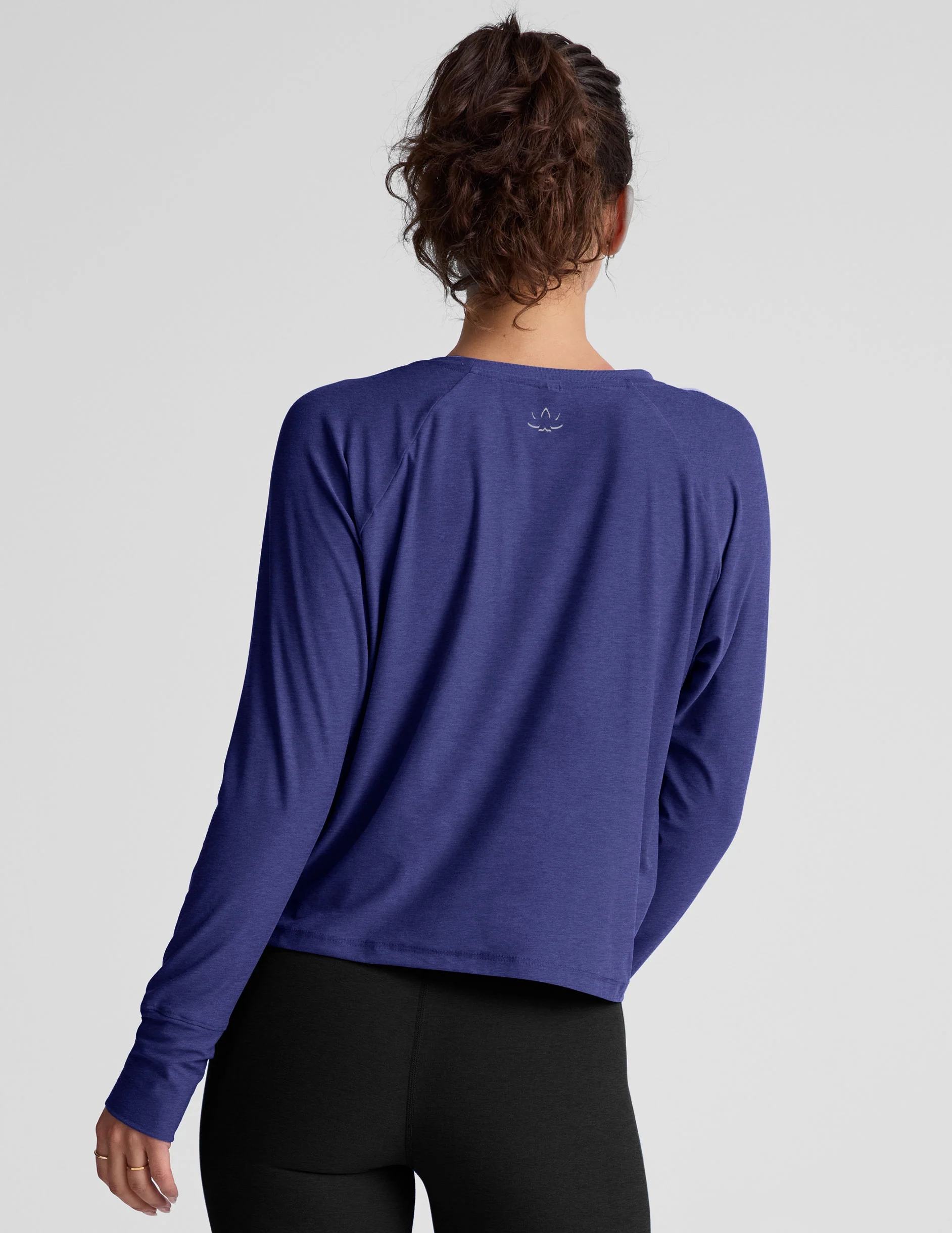 Featherweight Daydreamer Pullover - Onhollan