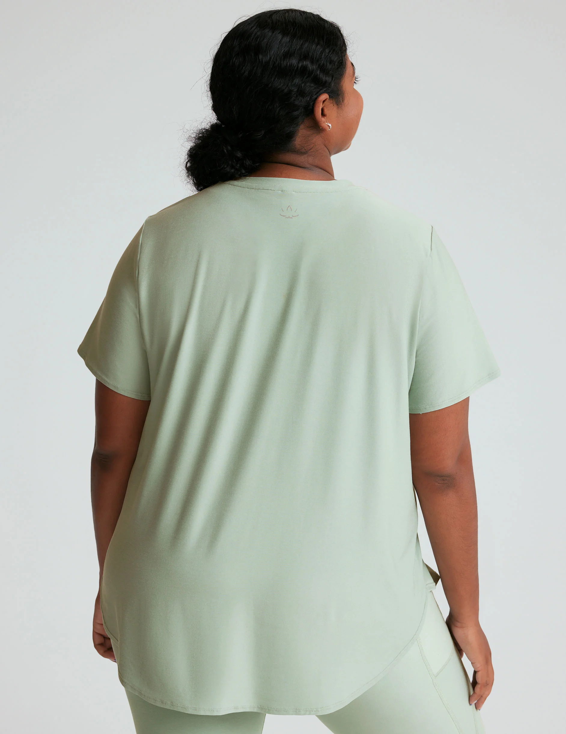 Featherweight On The Down Low Tee - Onhollan