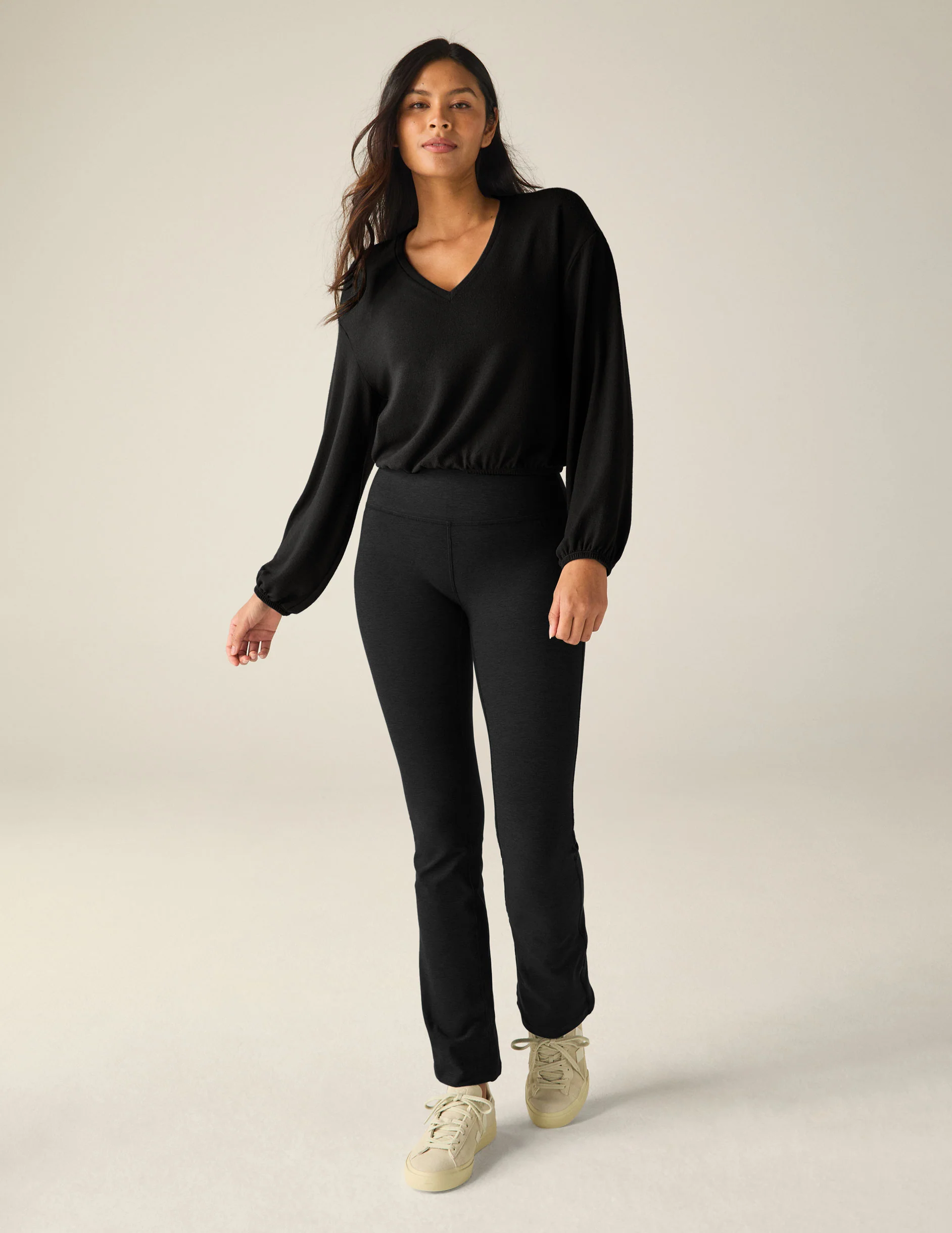 Soft Spoken Cropped Pullover - Onhollan