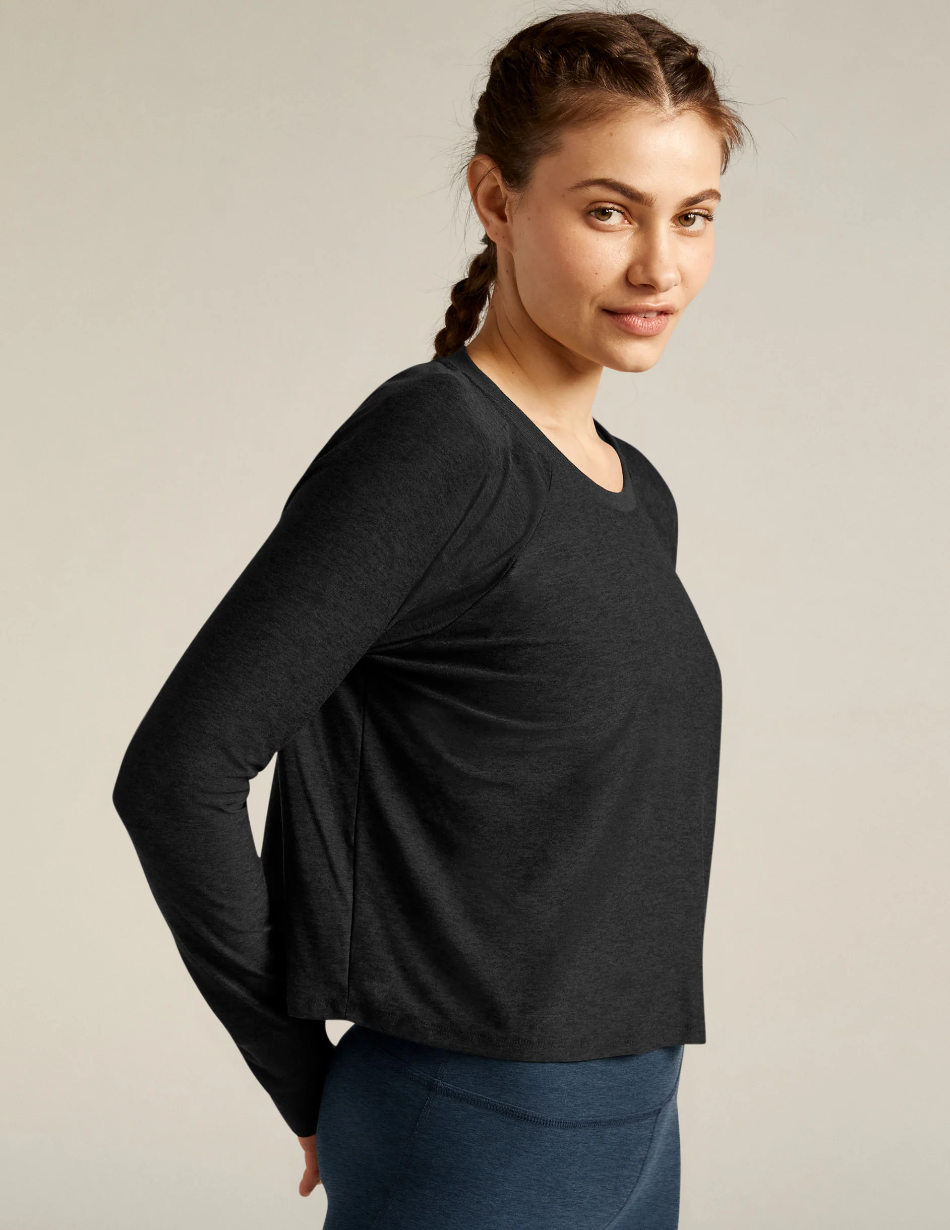 Featherweight Daydreamer Pullover - Onhollan