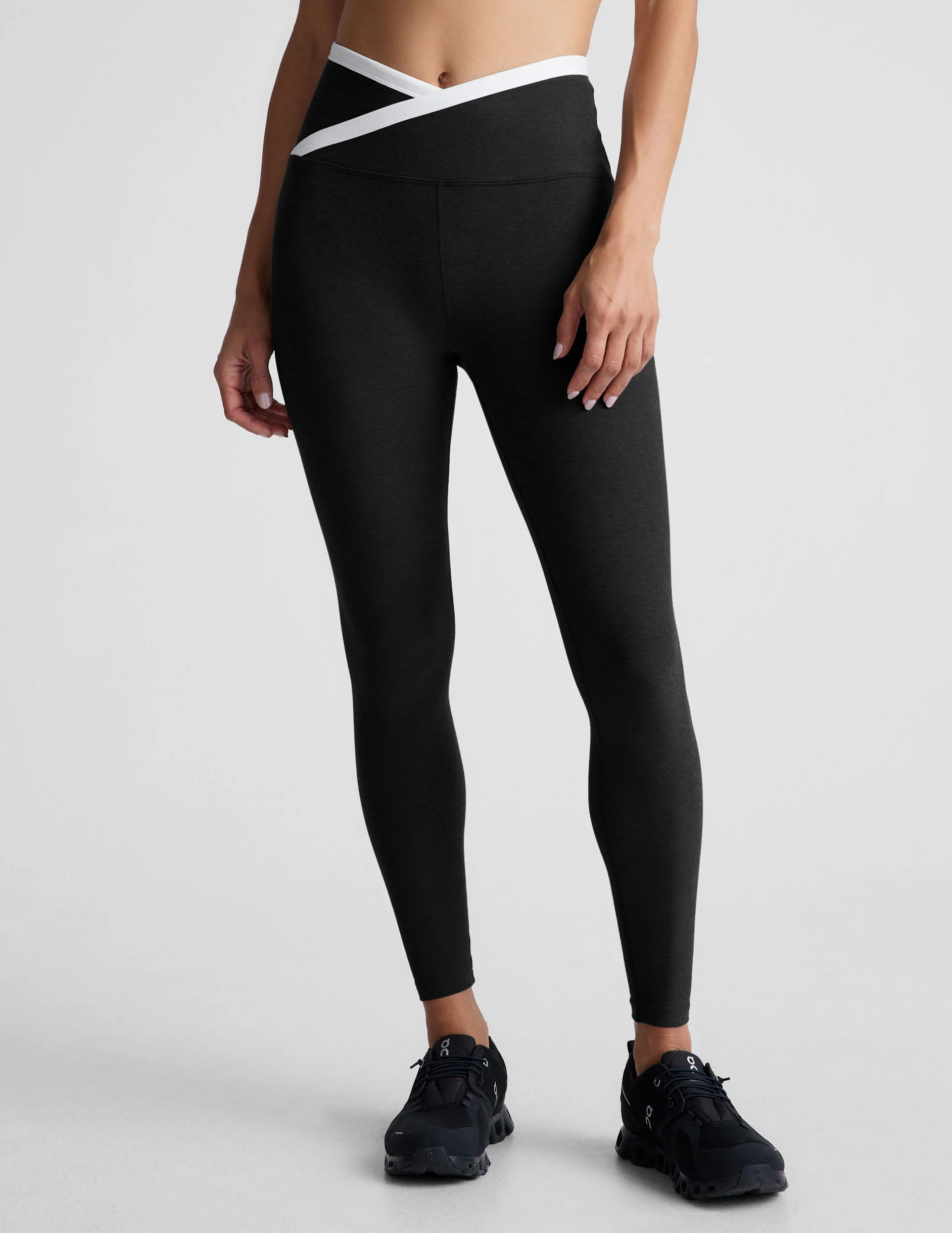 Spacedye Outlines High Waisted Midi Legging - Onhollan