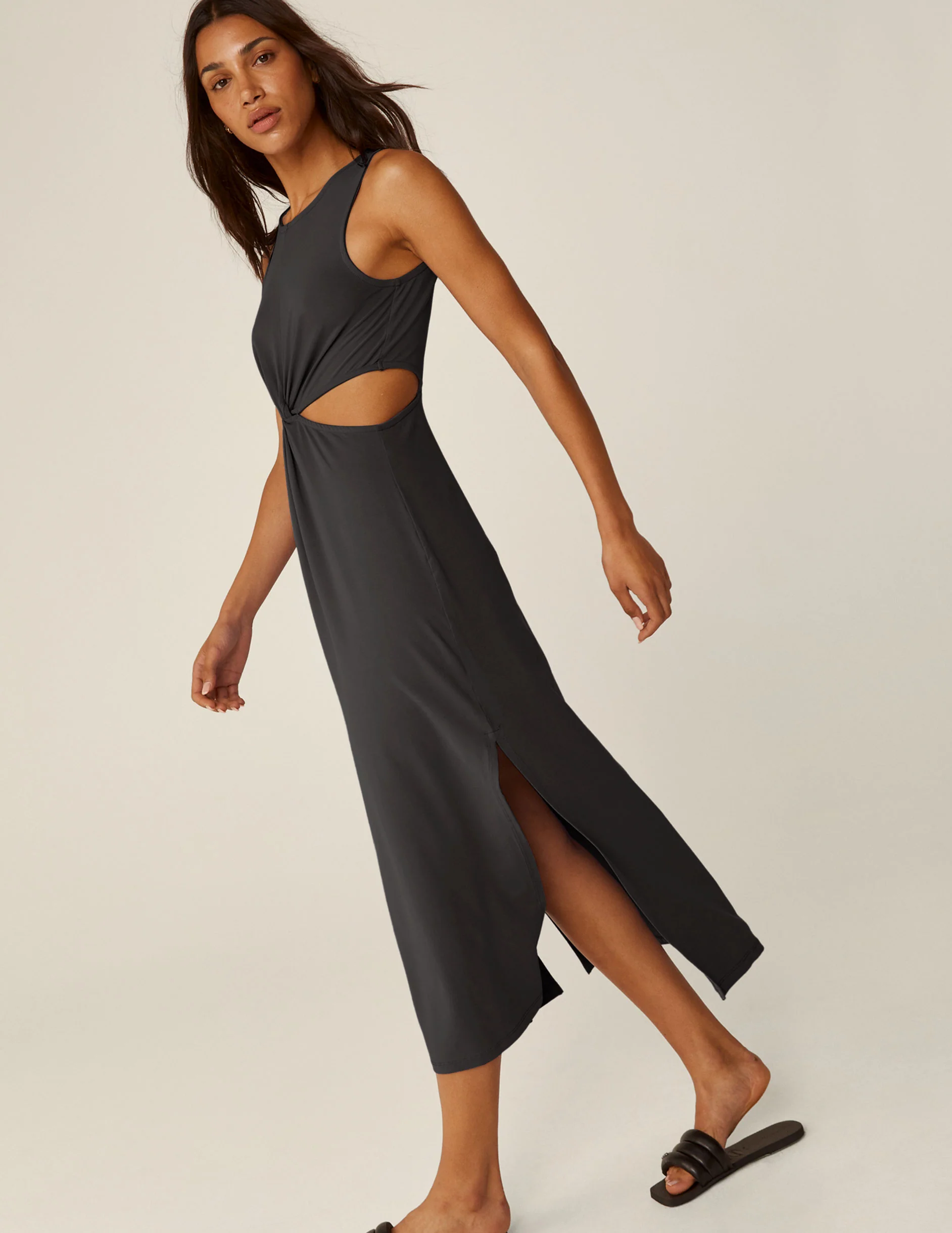 Around The World Front Twist Dress - Onhollan