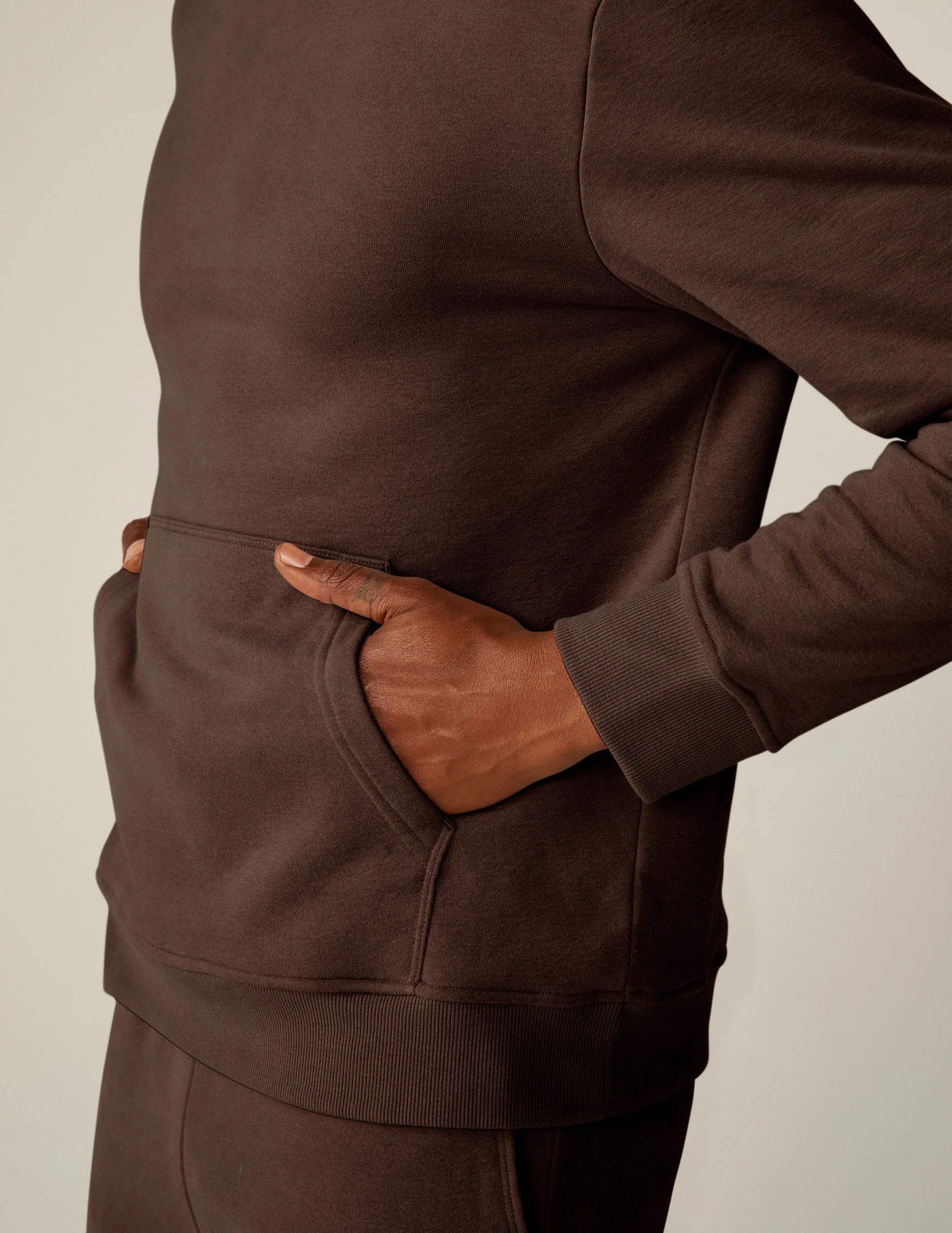 Every Body Hoodie - Onhollan